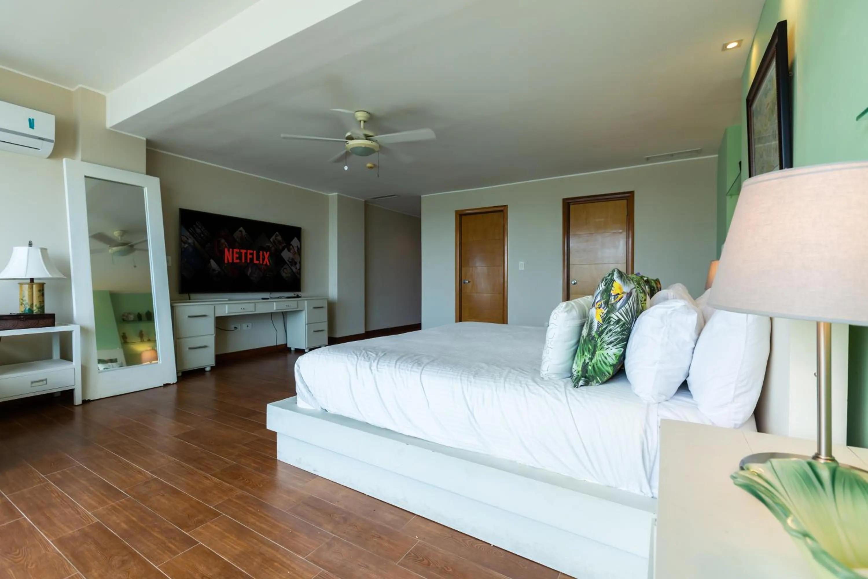 Bed in Marbella Juan Dolio Beachfront