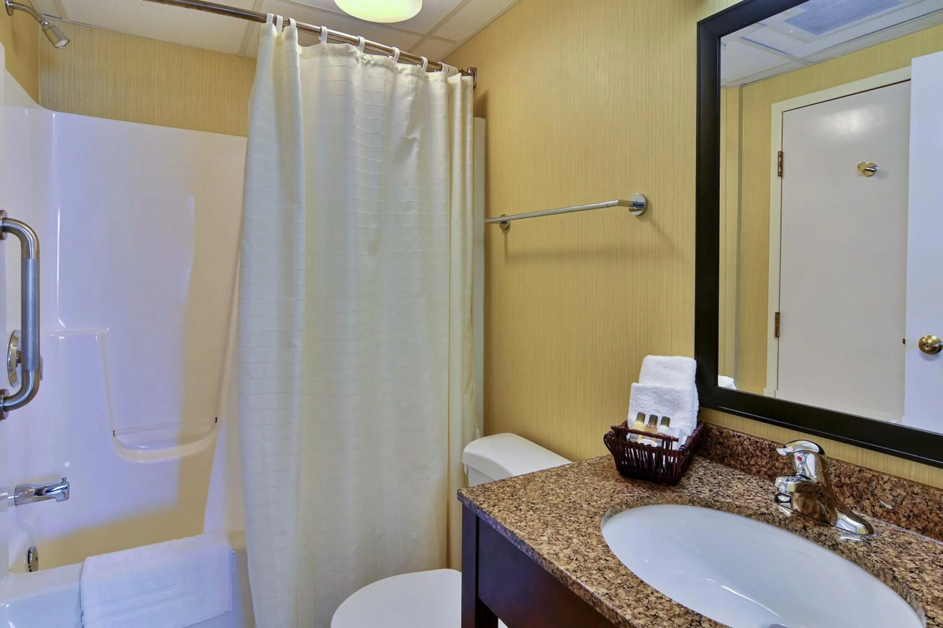 Toilet in Pine Barn Inn