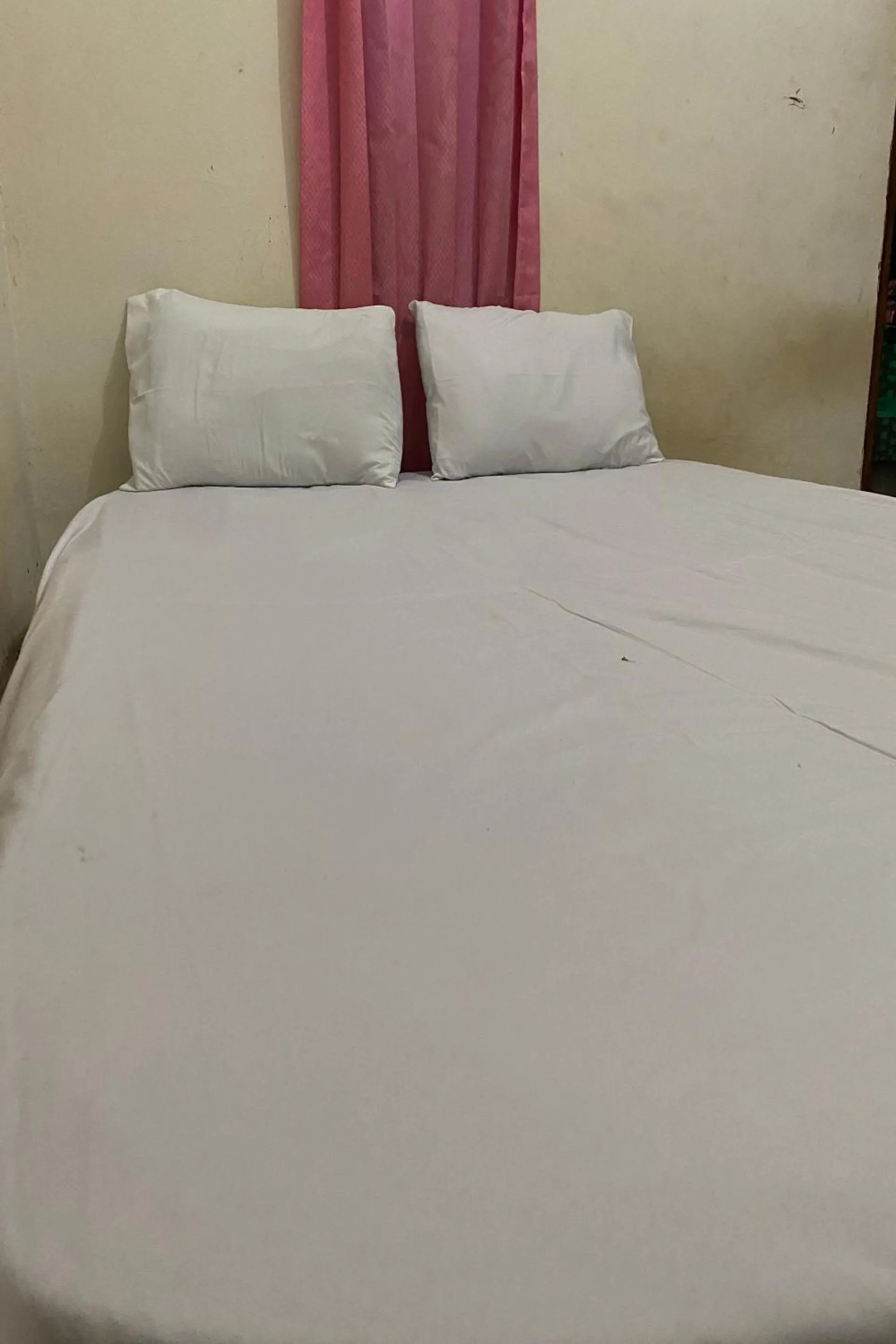 Bedroom, Bed in OYO Life 93259 Kos Kurnia