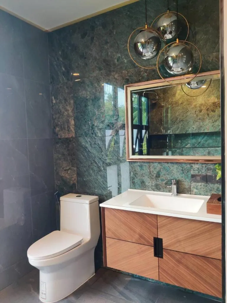 Toilet in The Willow Phangan