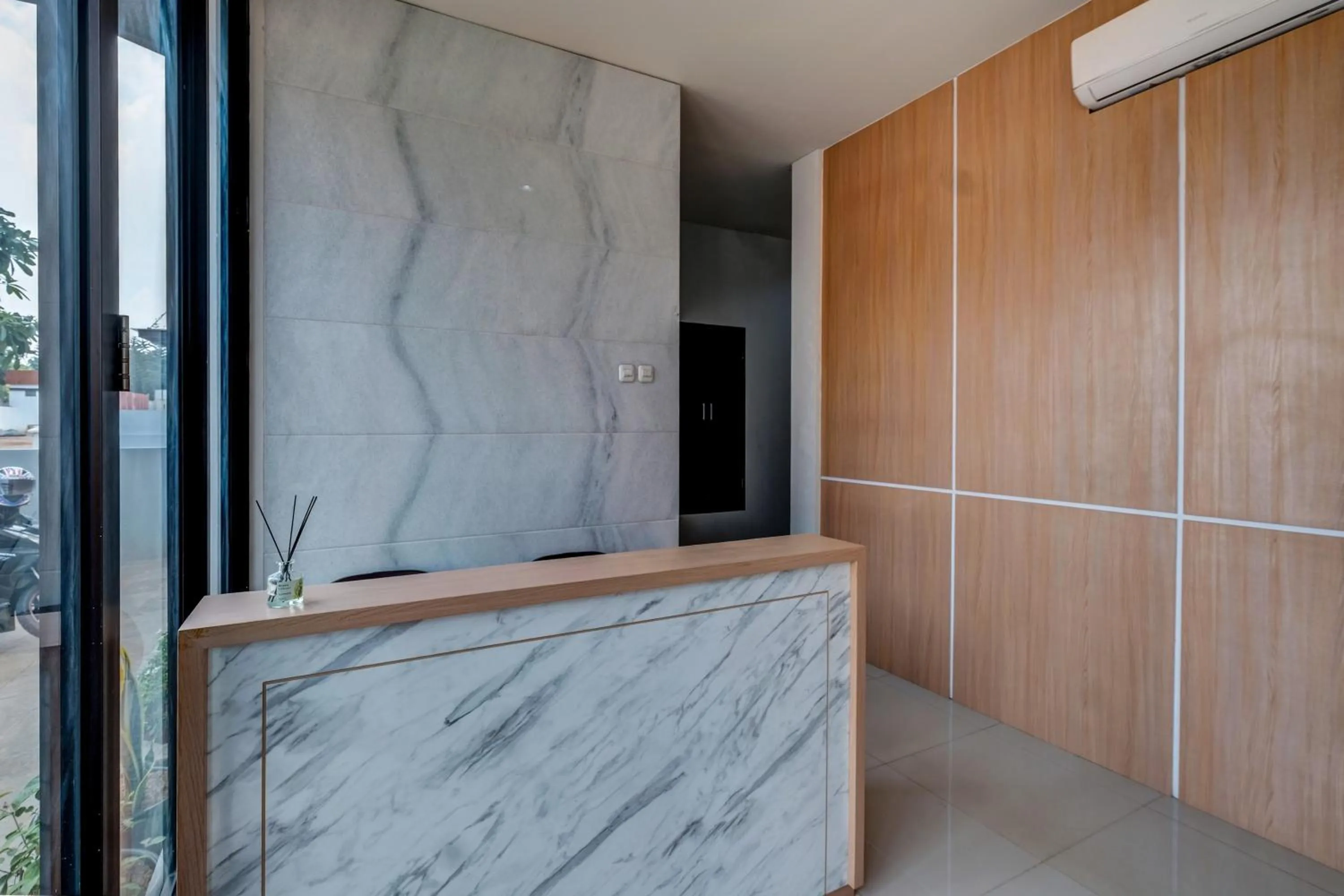 Lobby or reception in OYO Life 93289 Jelita Residence 2