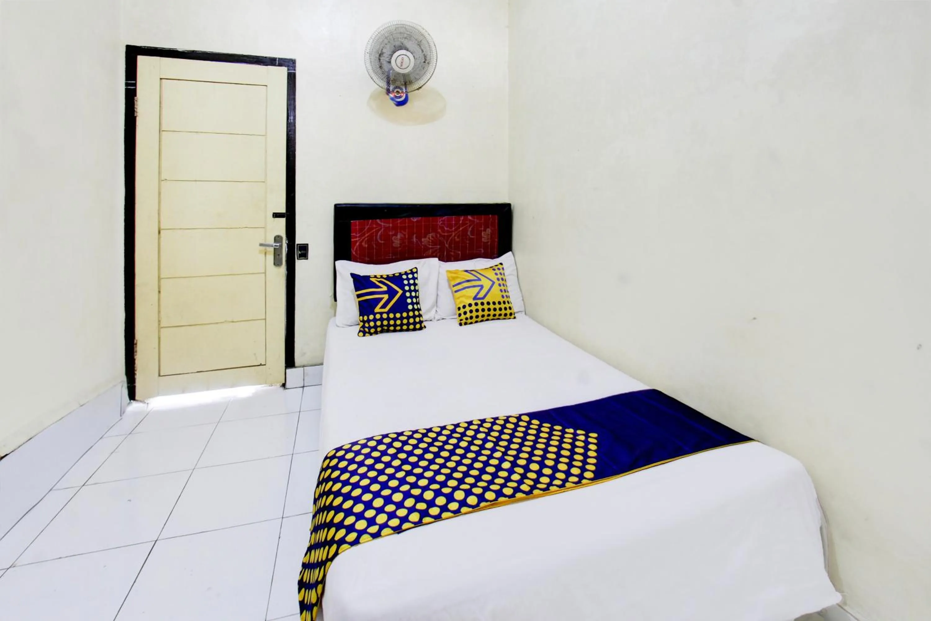Bedroom, Bed in OYO Life 93260 Bale Kosan