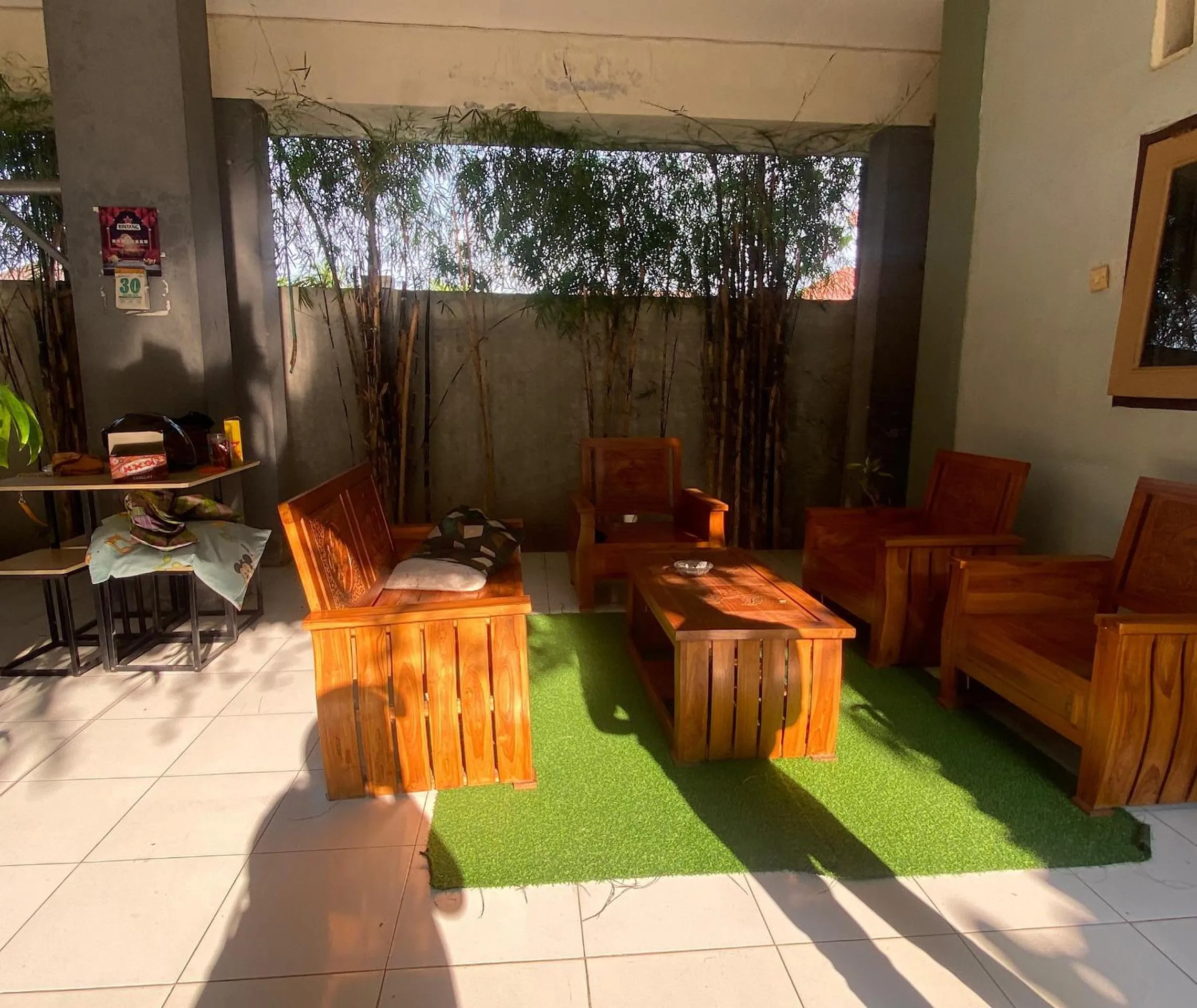 Lobby or reception in OYO Life 93258 Kos Sahabat