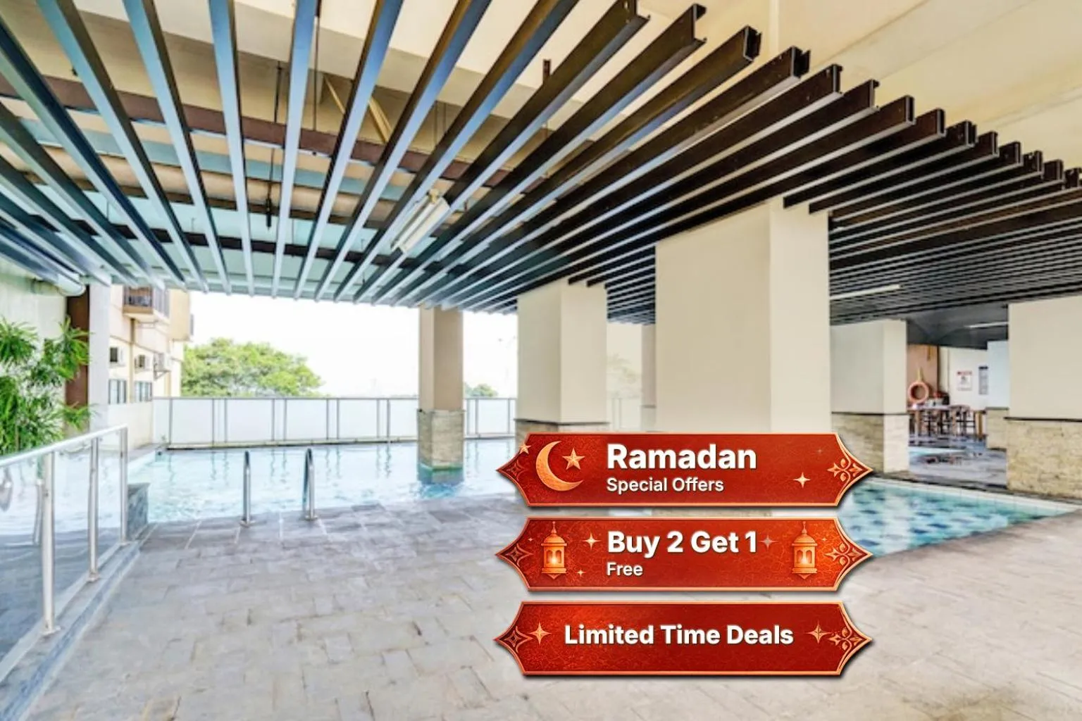 Swimming pool in OYO Life 93310 Apartemen Tamansari Panoramic By Santuy 2