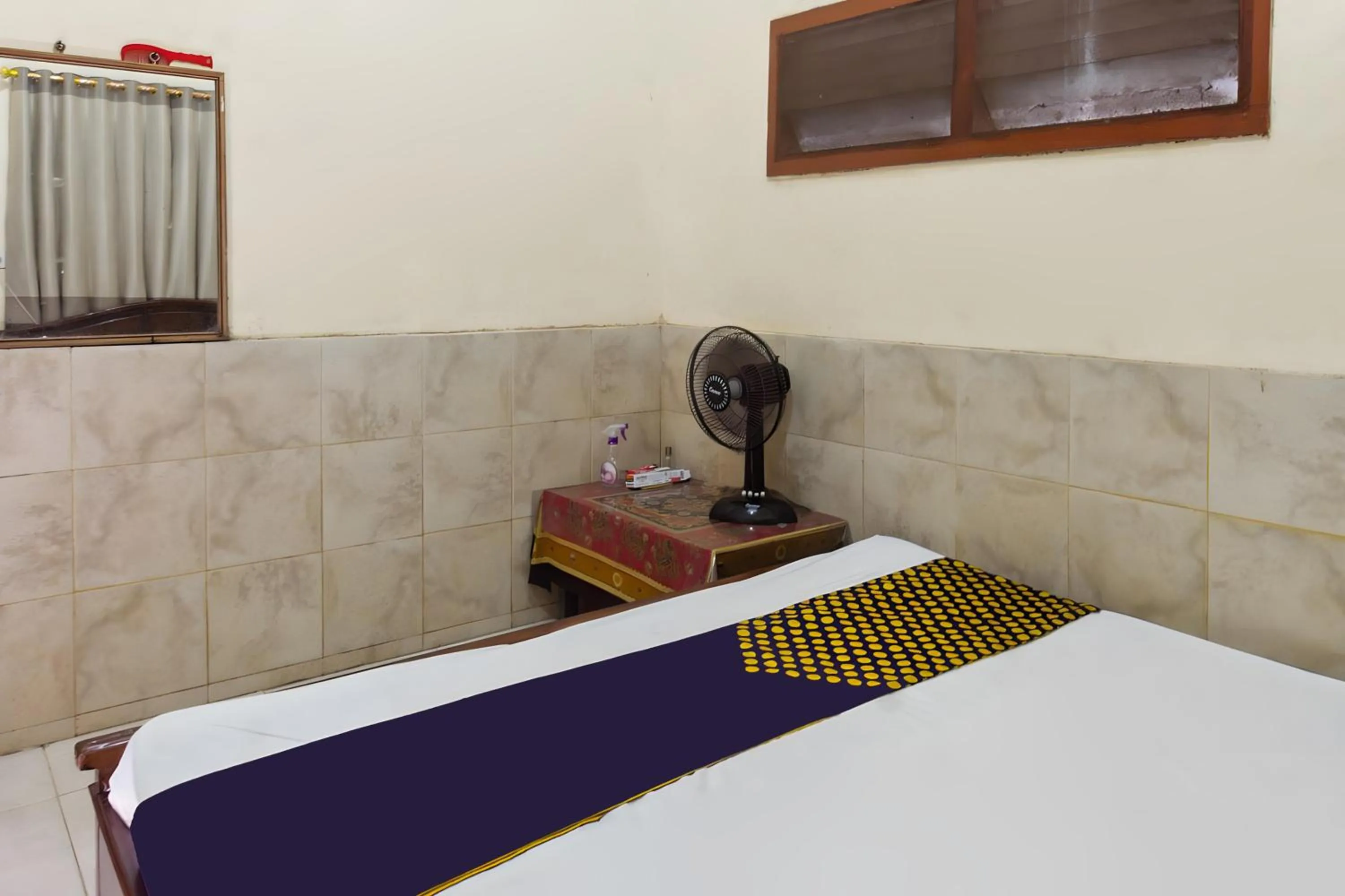 Bedroom, Bed in OYO Life 93405 Montong Are Residence