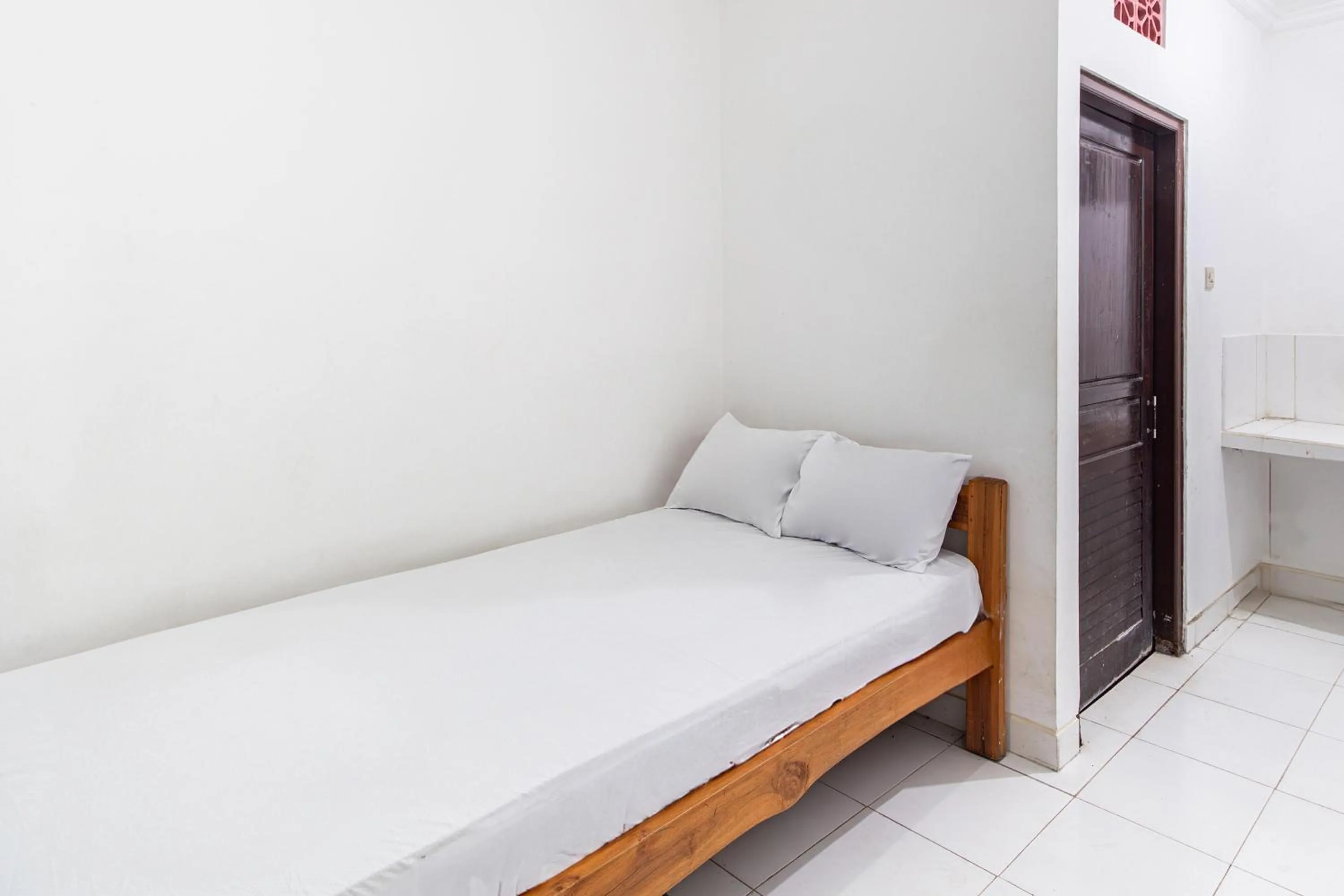 Bedroom, Bed in OYO Life 93504 Kost Krisna