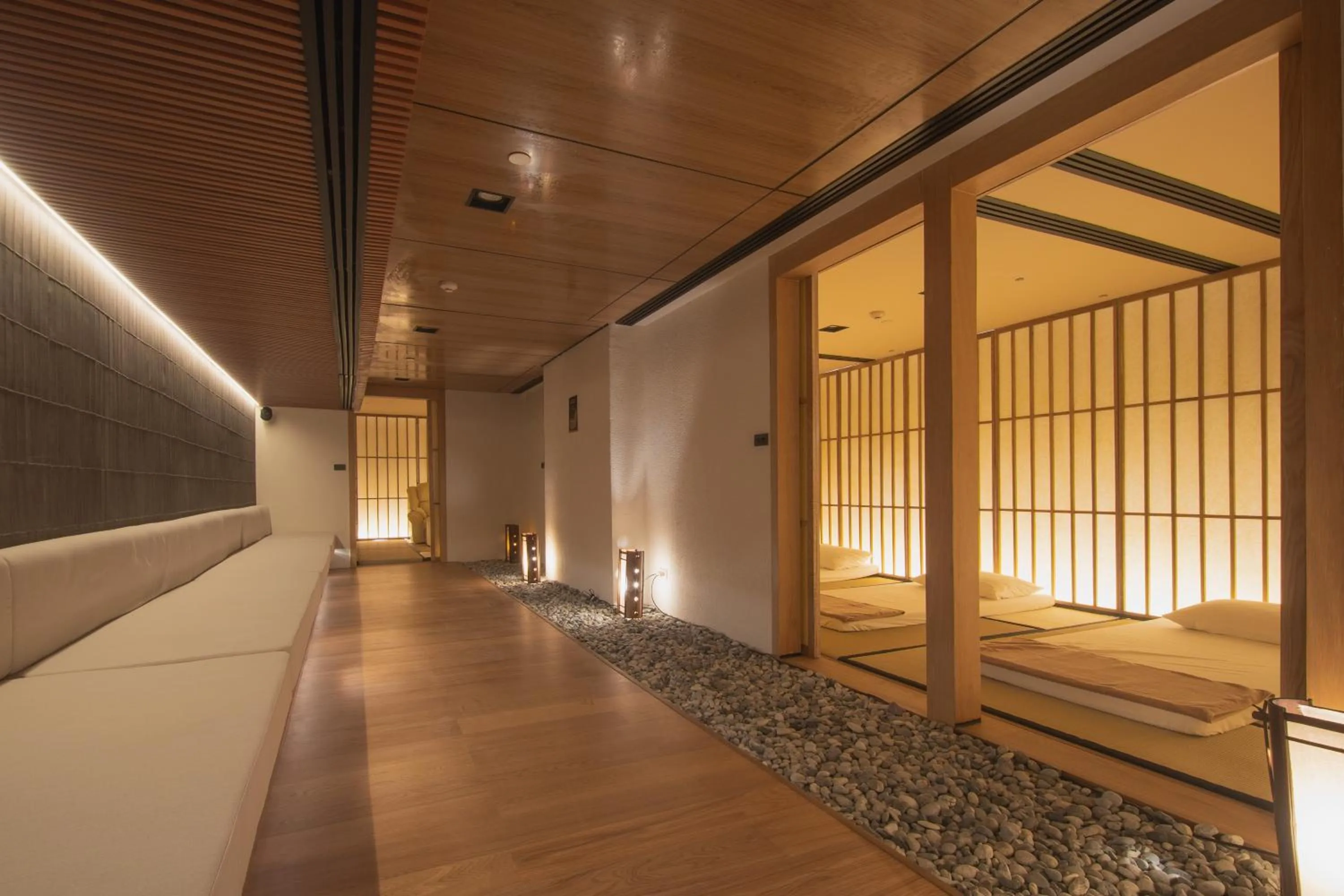 Massage in Akara Hotel Pattaya