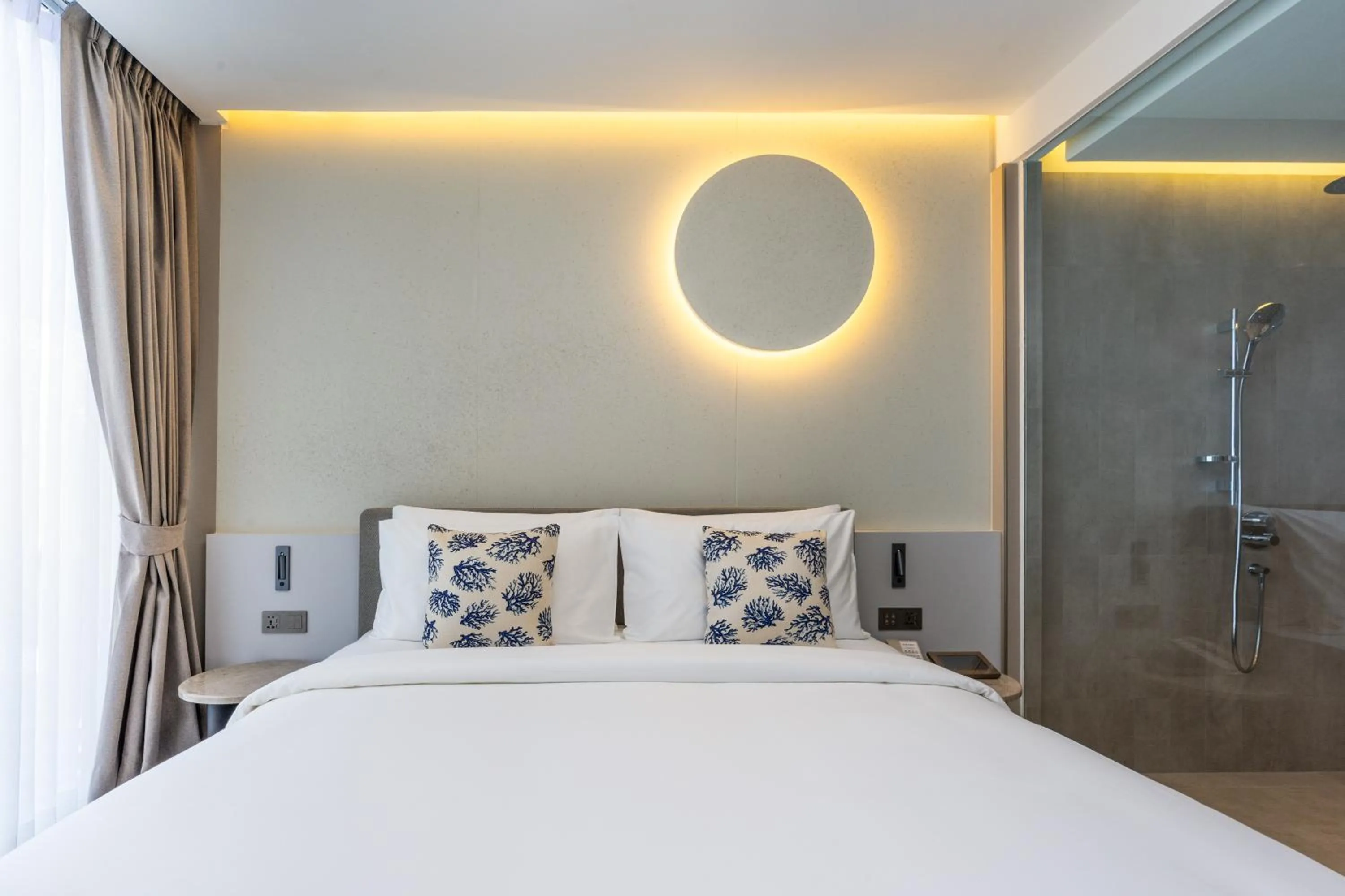 Bed in Akara Hotel Pattaya