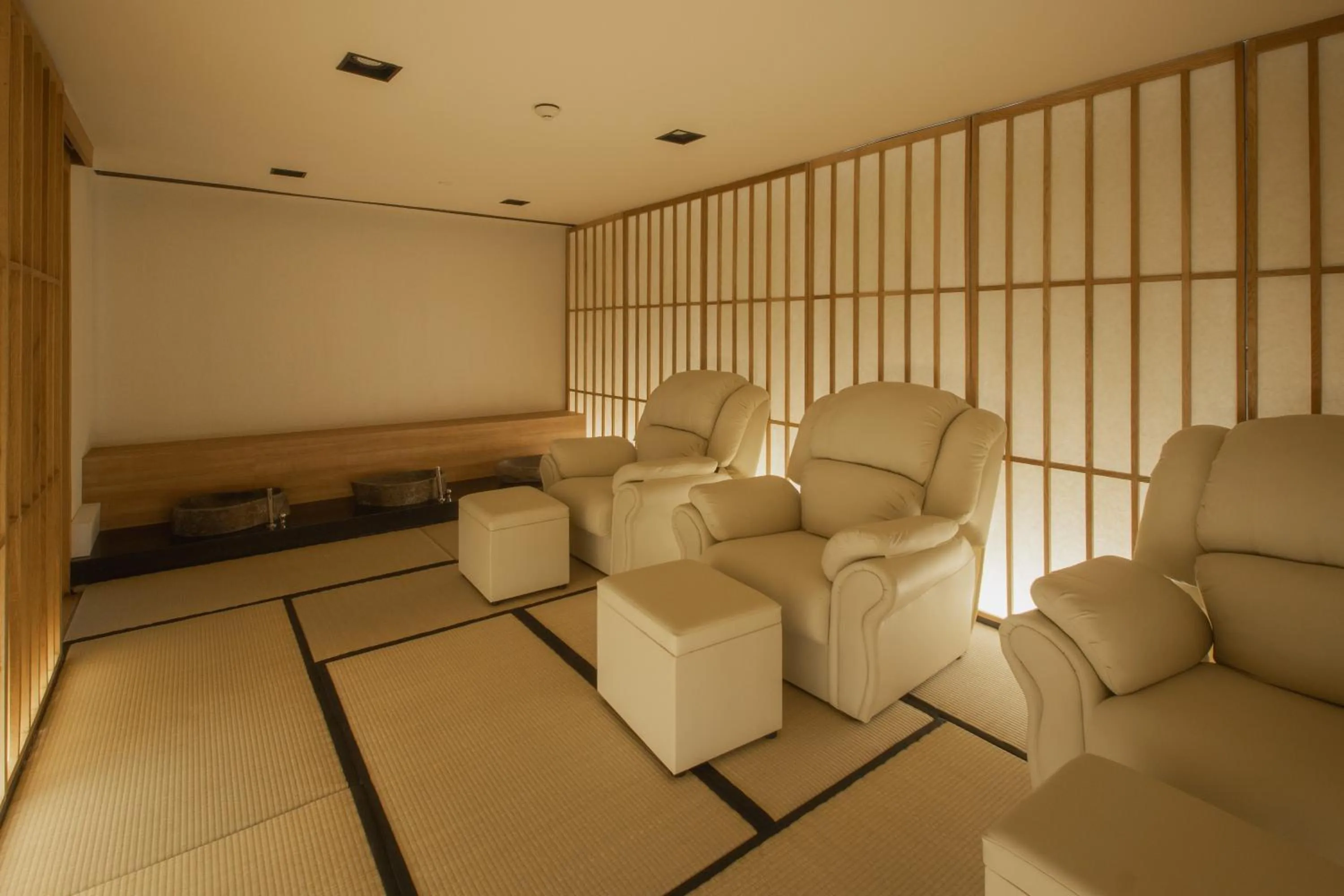 Massage in Akara Hotel Pattaya