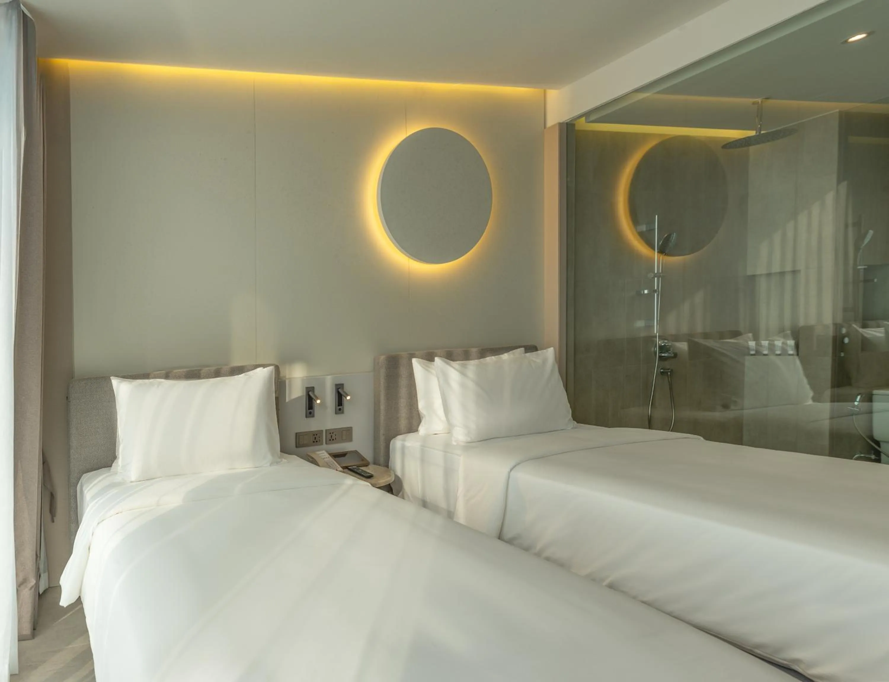 Bedroom, Bed in Akara Hotel Pattaya