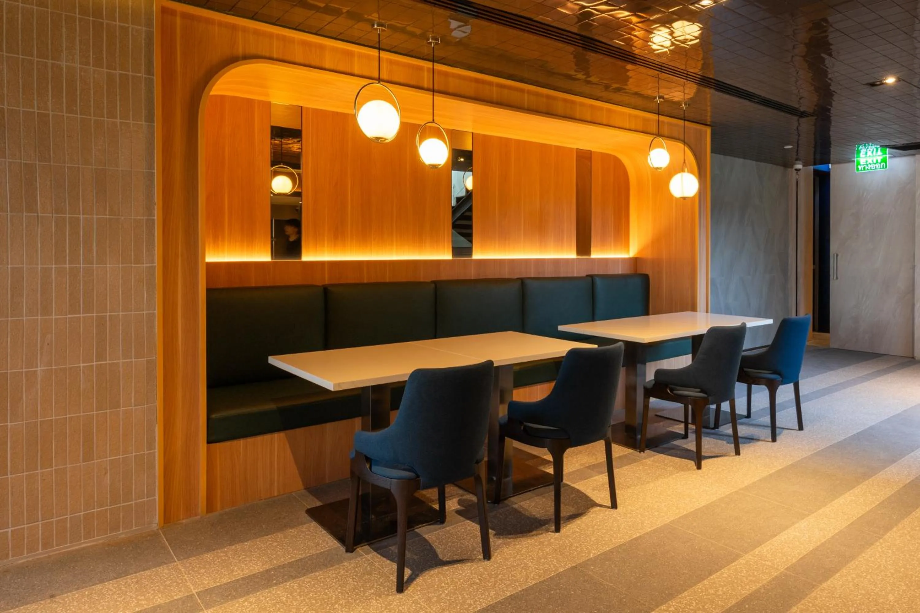 Restaurant/places to eat in Akara Hotel Pattaya