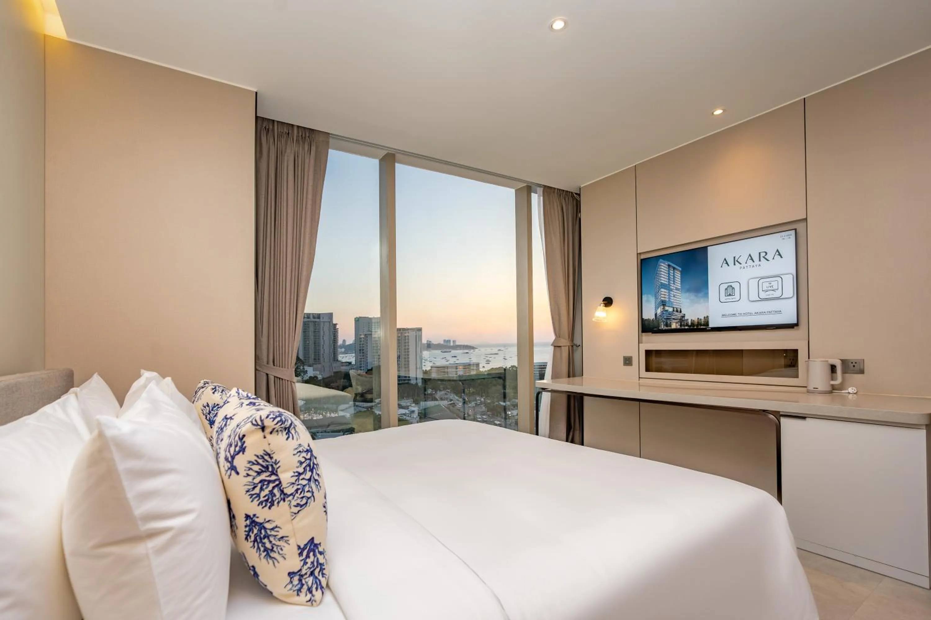 View (from property/room), Bed in Akara Hotel Pattaya