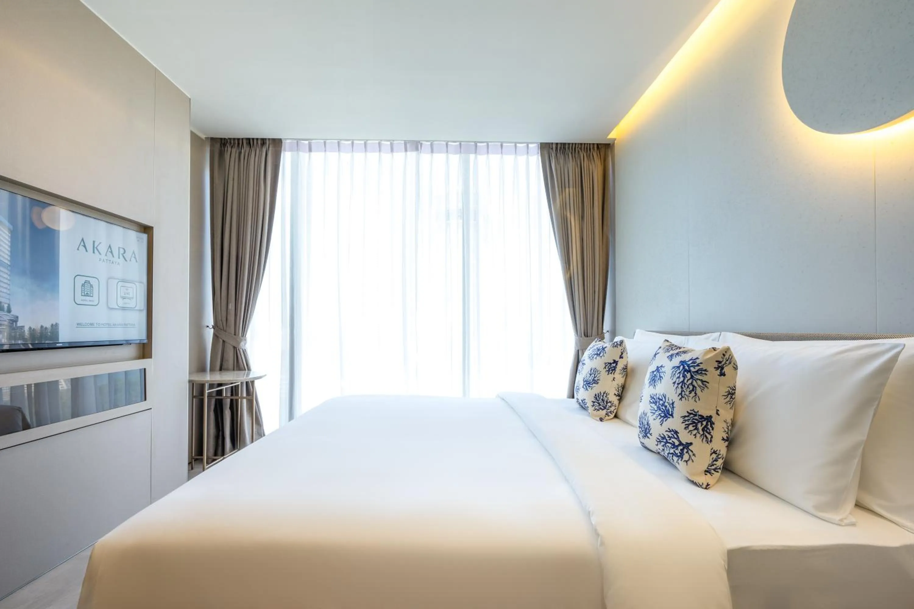 Bedroom, Bed in Akara Hotel Pattaya