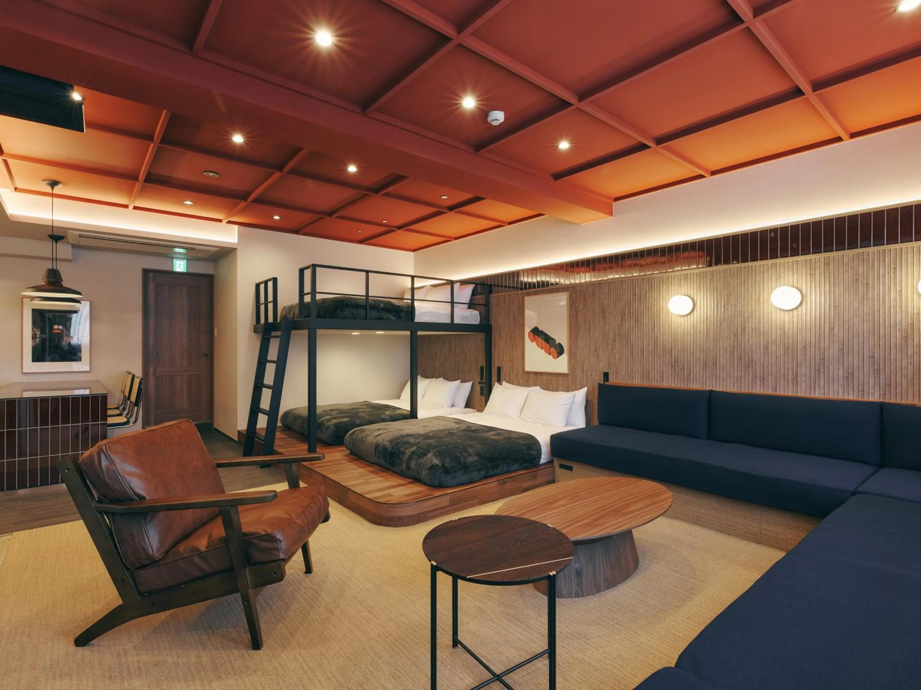 Living room, Bed in illi Mani Shibuya
