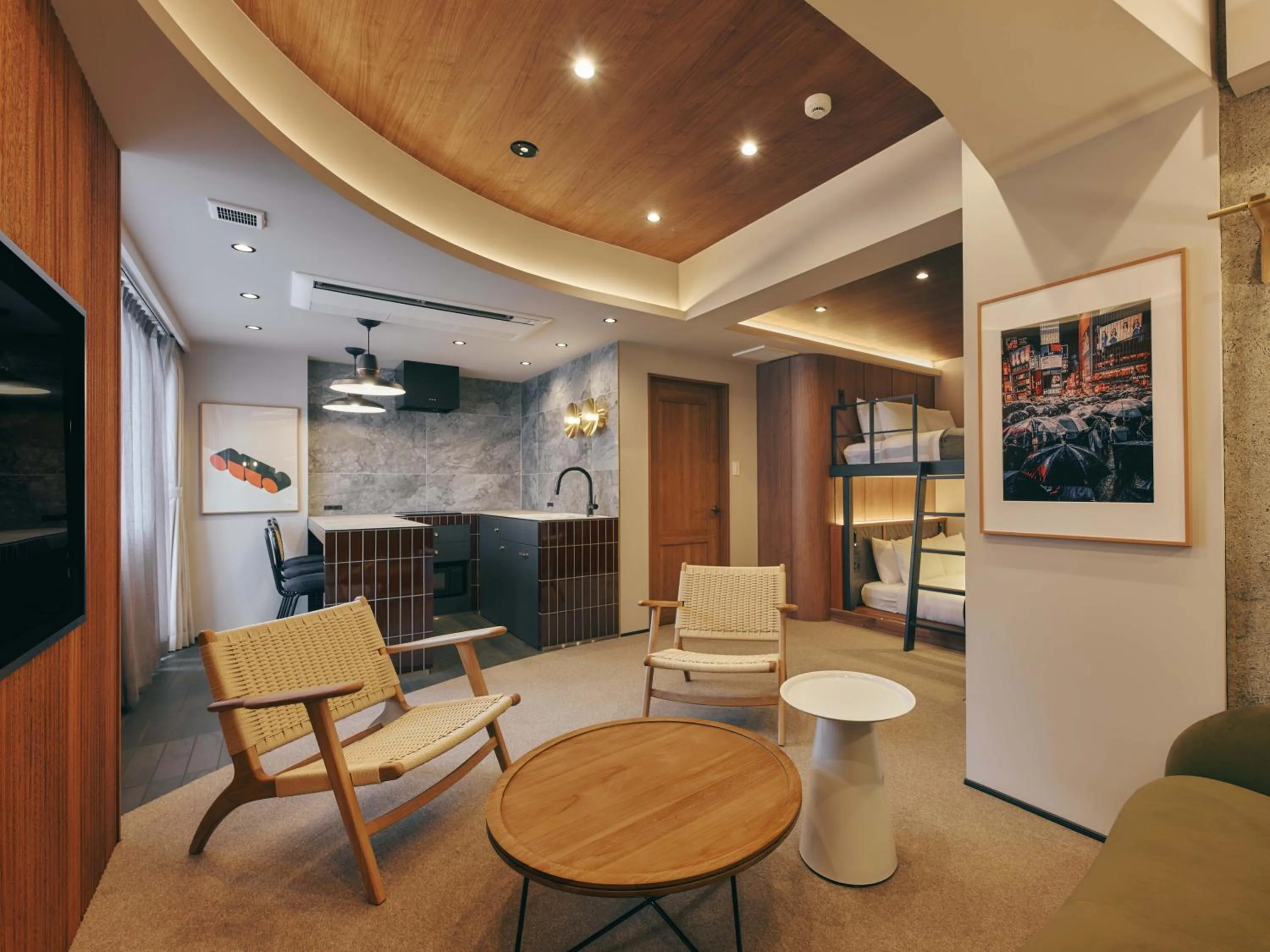 TV and multimedia in illi Mani Shibuya