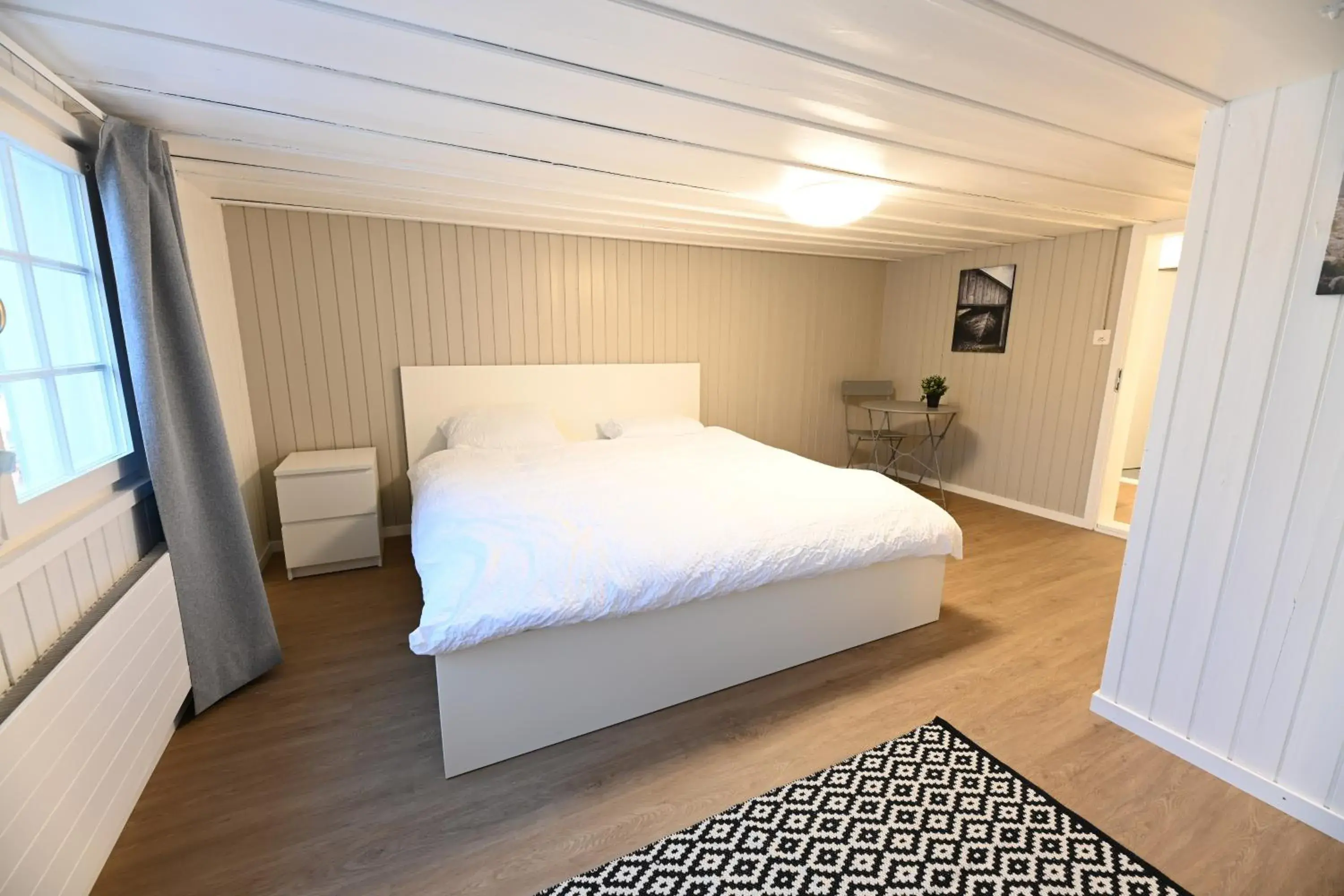 Double Room with Private Bathroom in Alter Zoll Double Room with Private Bathroom in Alter Zoll