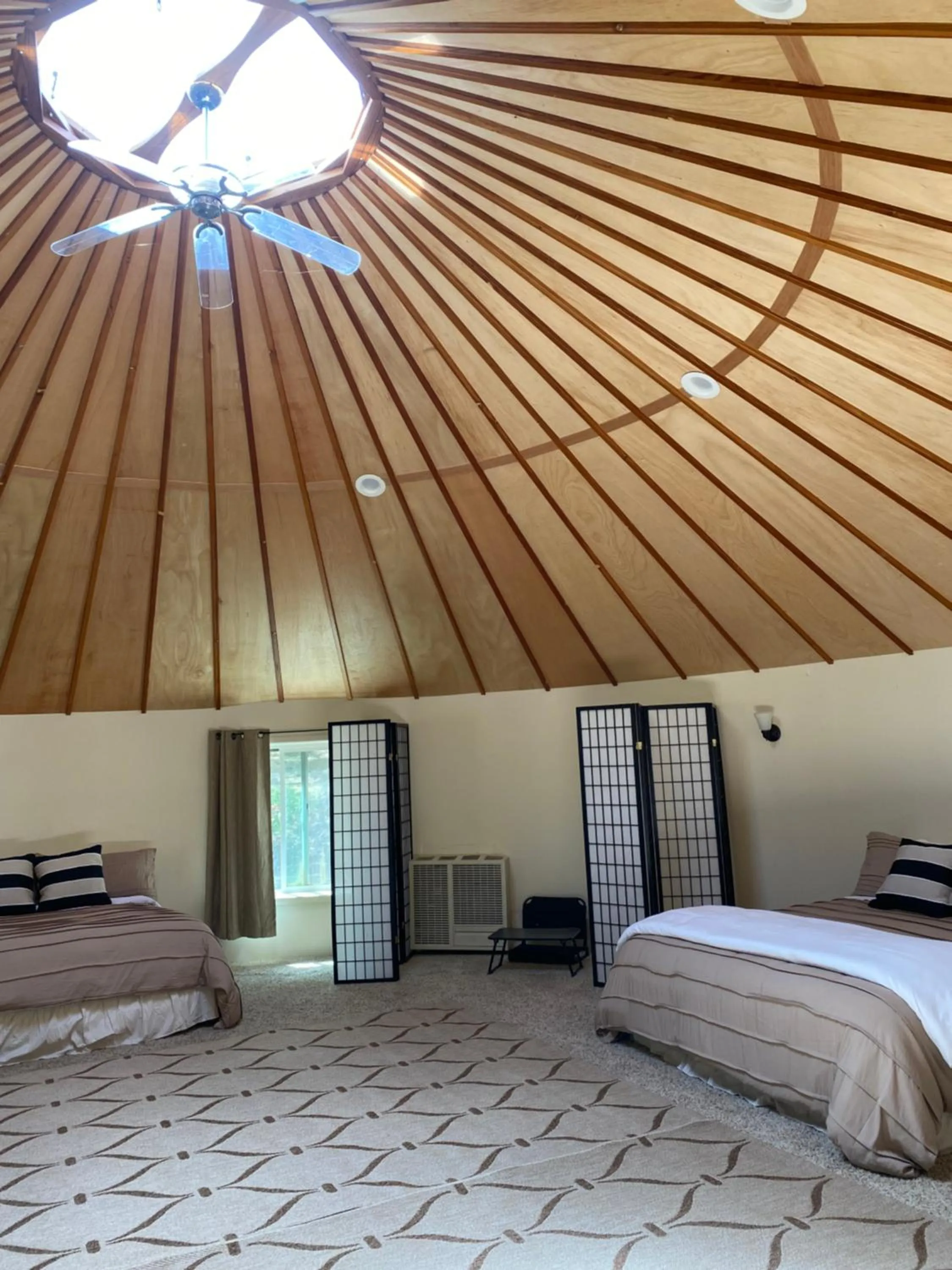 Bed in Seven Circles Lodge&Retreat