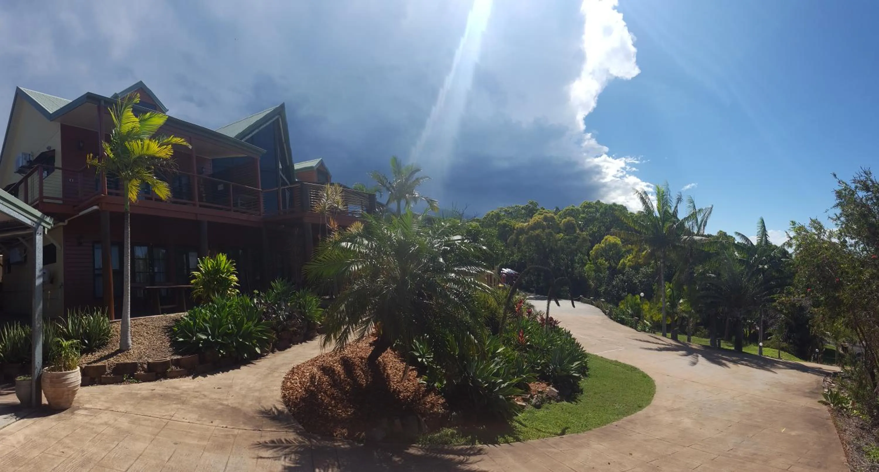 Facade/entrance in Escape 1770 Motel - No Kids - NO SMOKING - No Partying