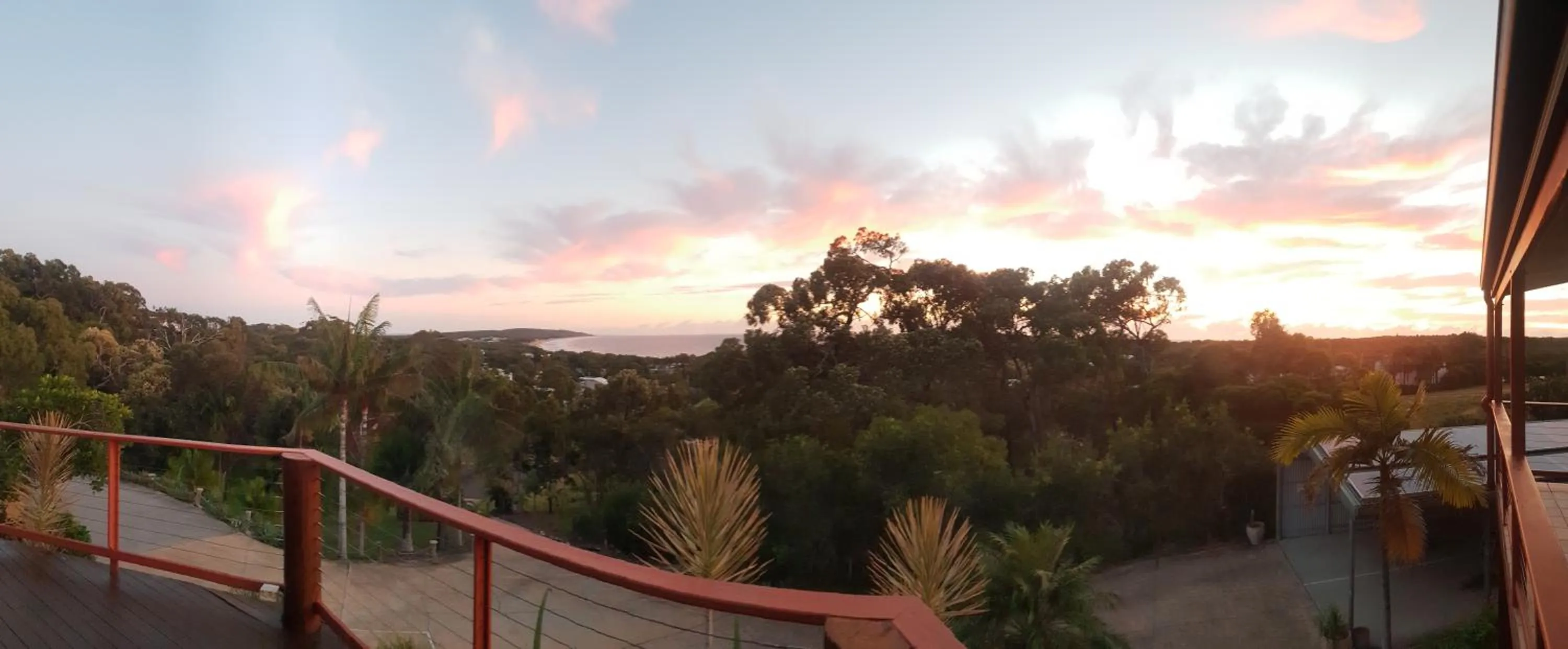 Garden view in Escape 1770 Motel - No Kids - NO SMOKING - No Partying