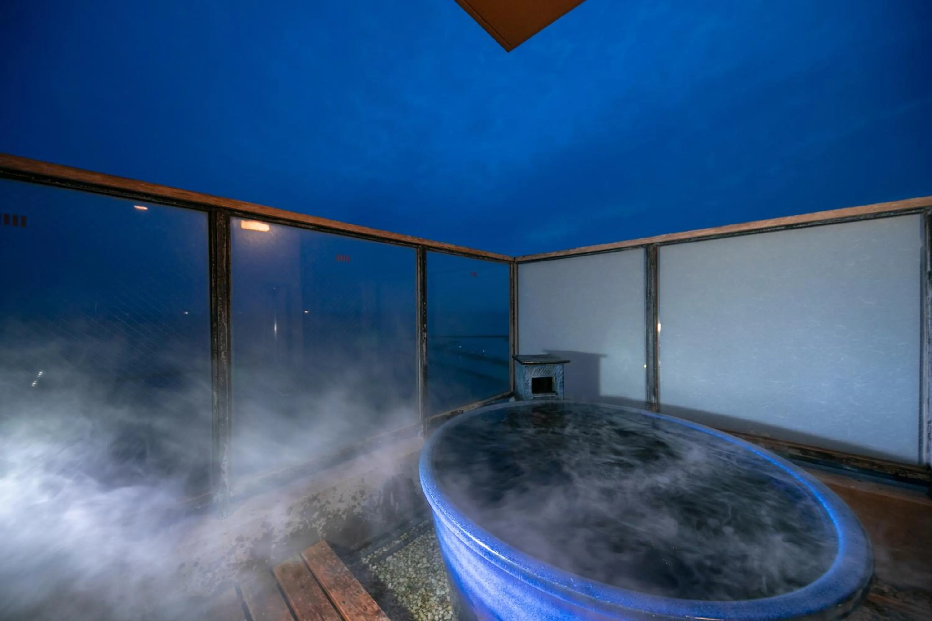 Open Air Bath in Genjiko