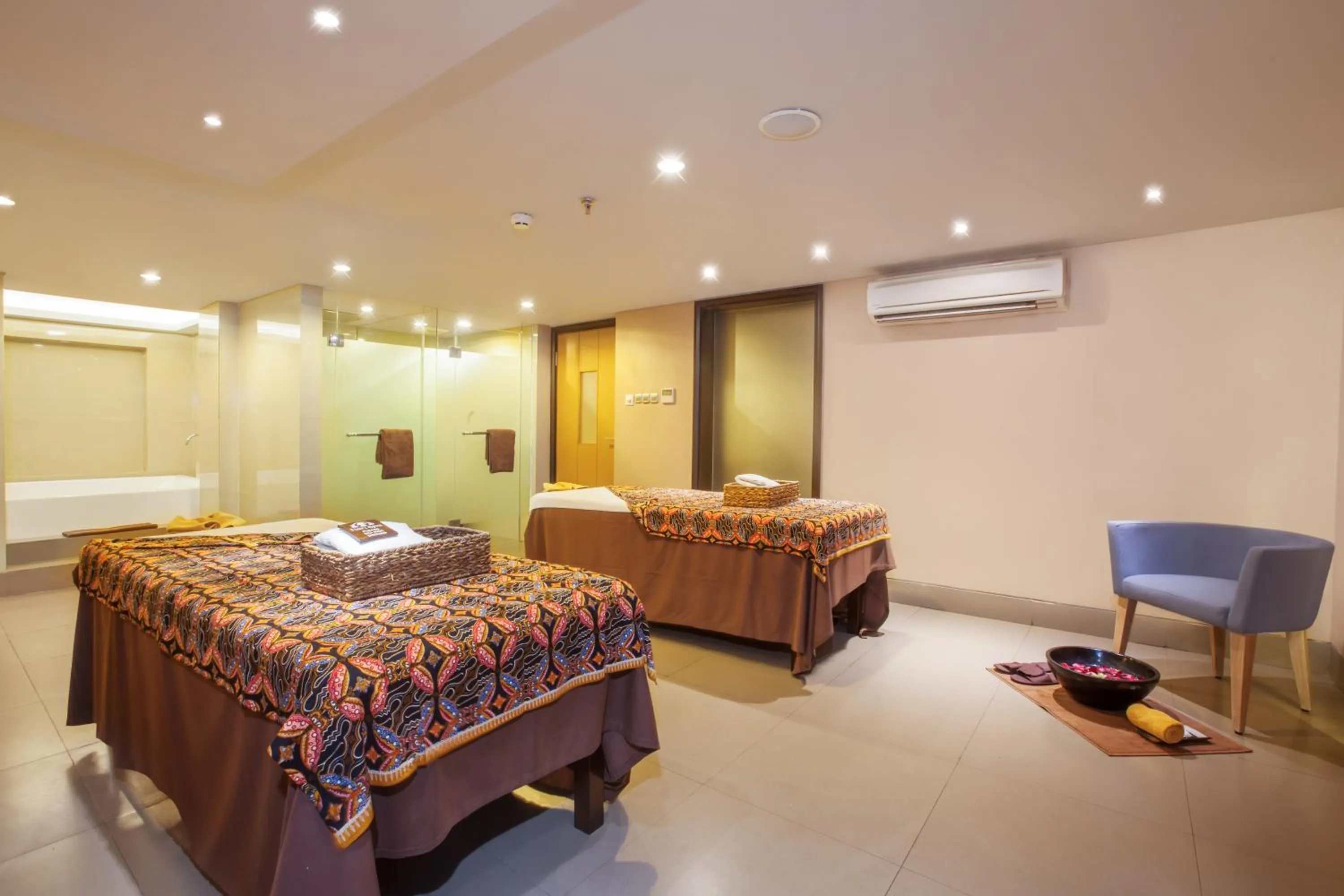 Spa and wellness centre/facilities, Bed in de Vins Sky Hotel Seminyak