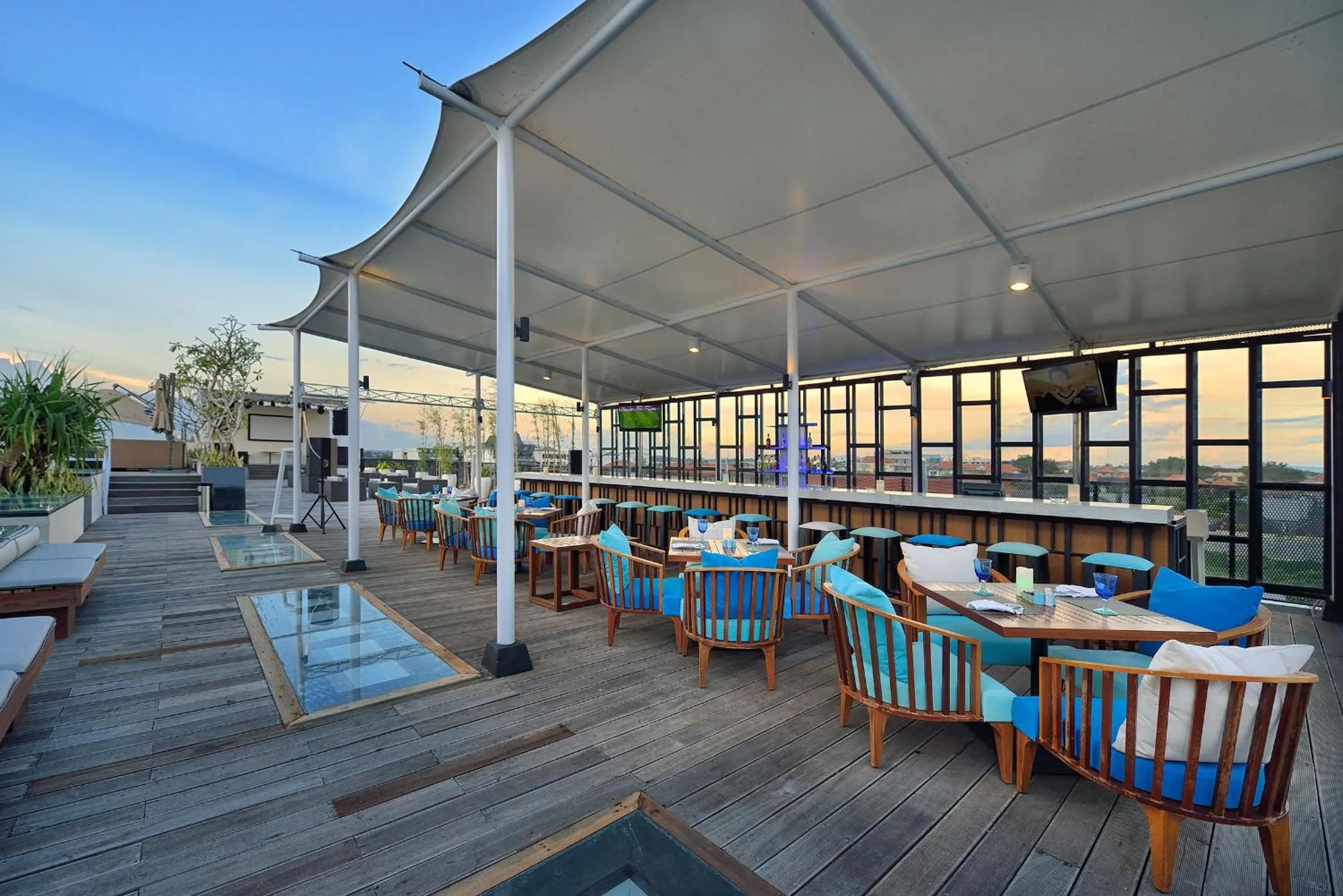 Lounge or bar in de Vins Sky Hotel Seminyak