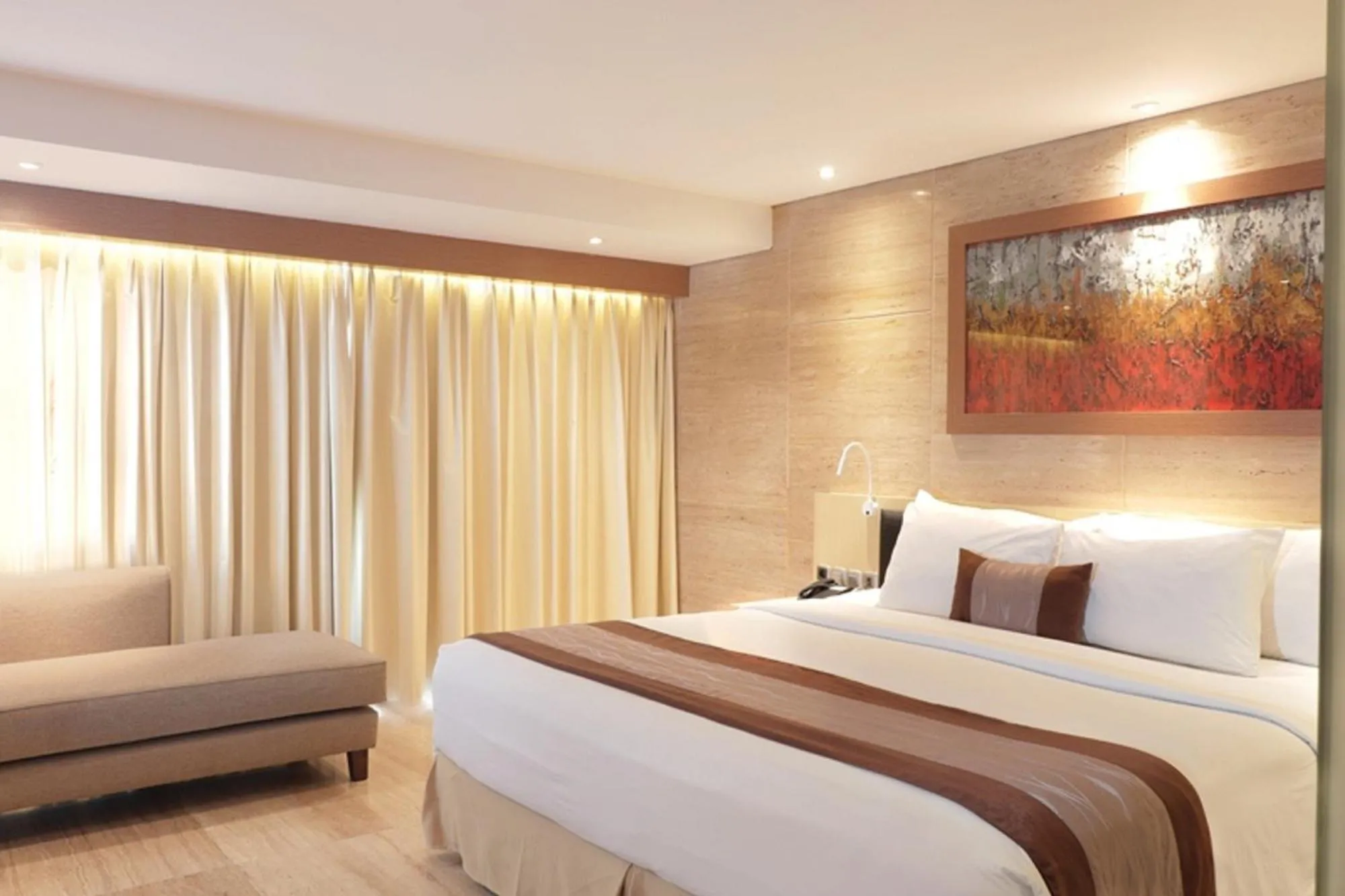 View (from property/room), Bed in de Vins Sky Hotel Seminyak