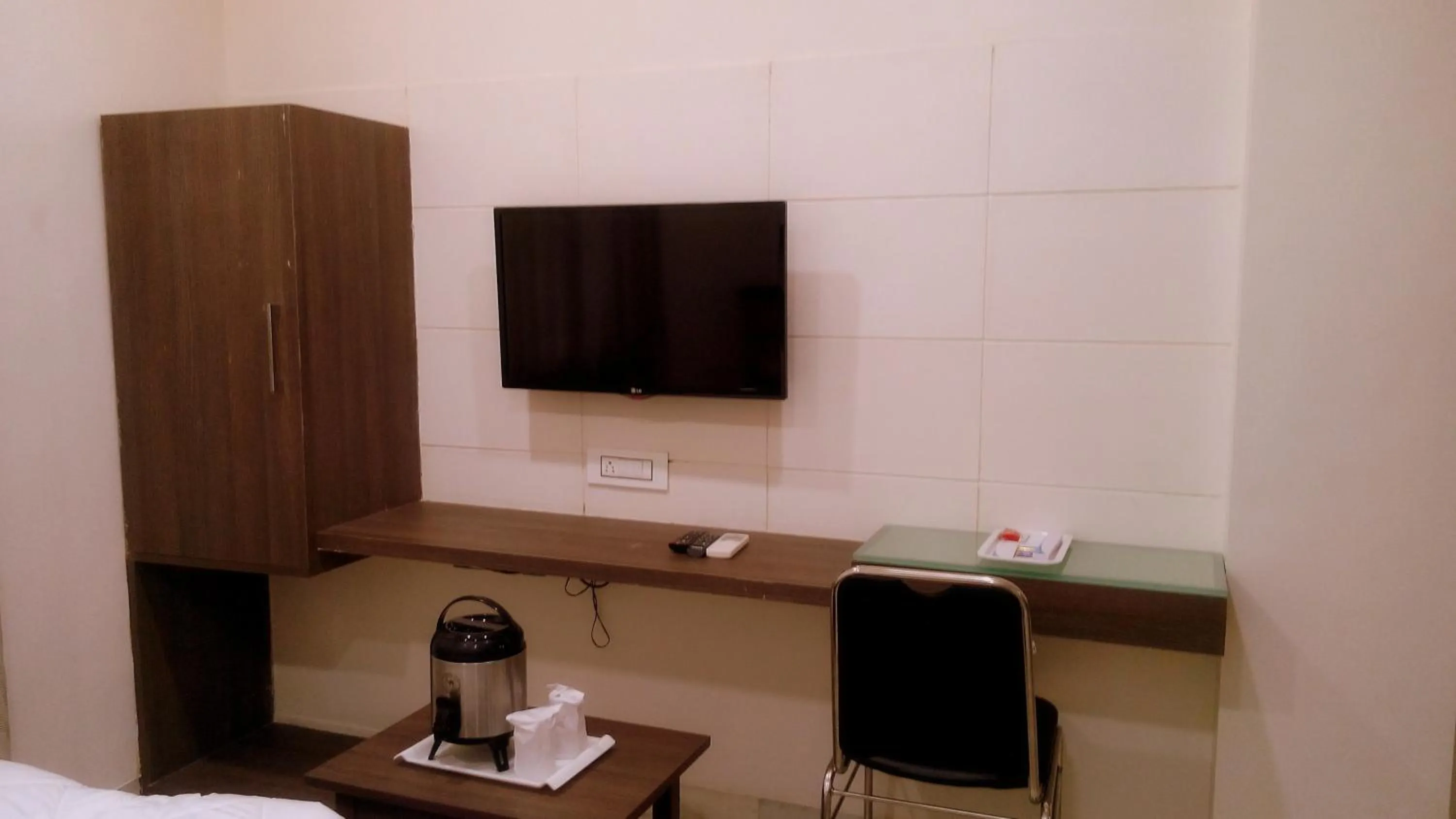 Decorative detail in Hotel City Inn