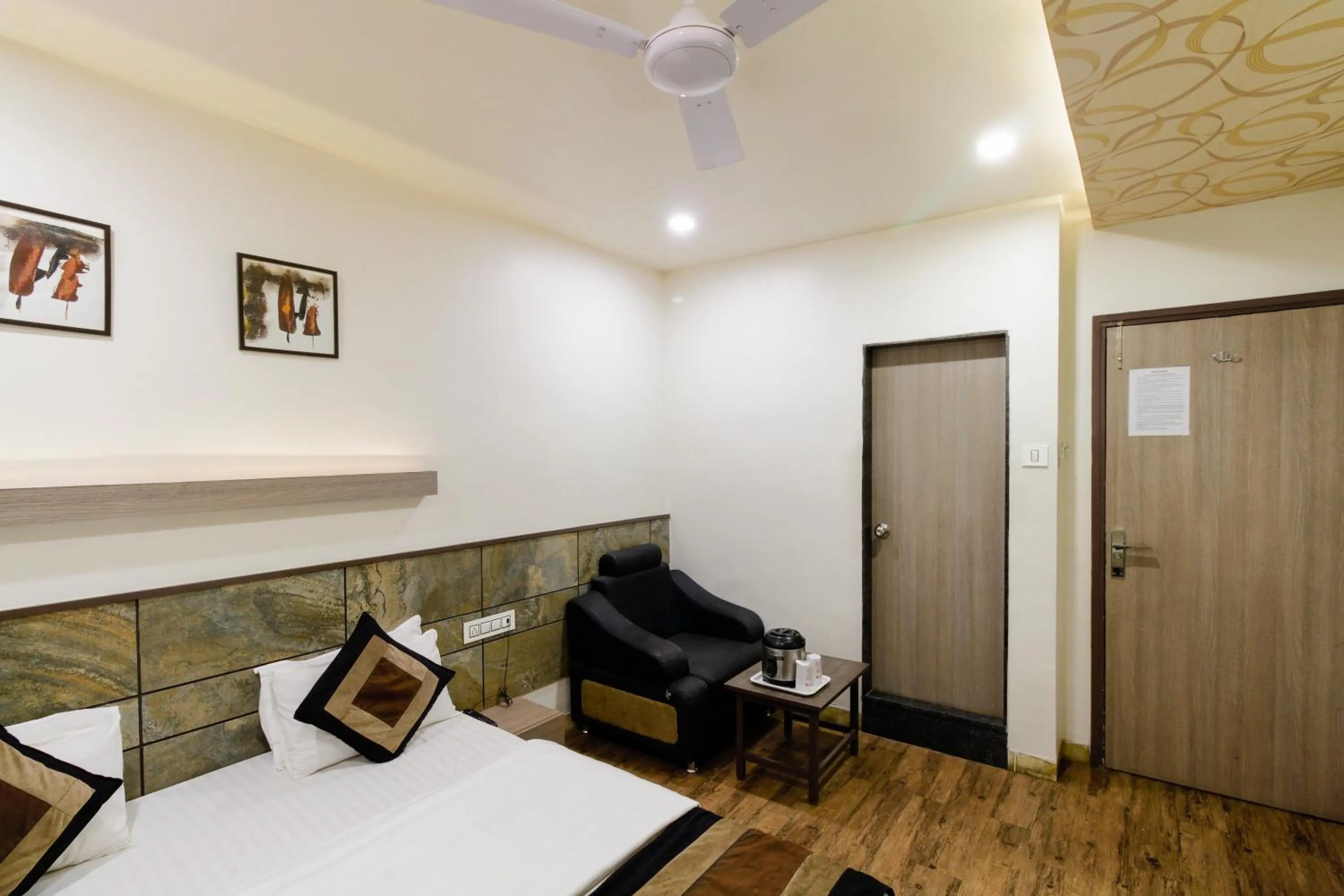 Bedroom, Bed in Hotel City Inn