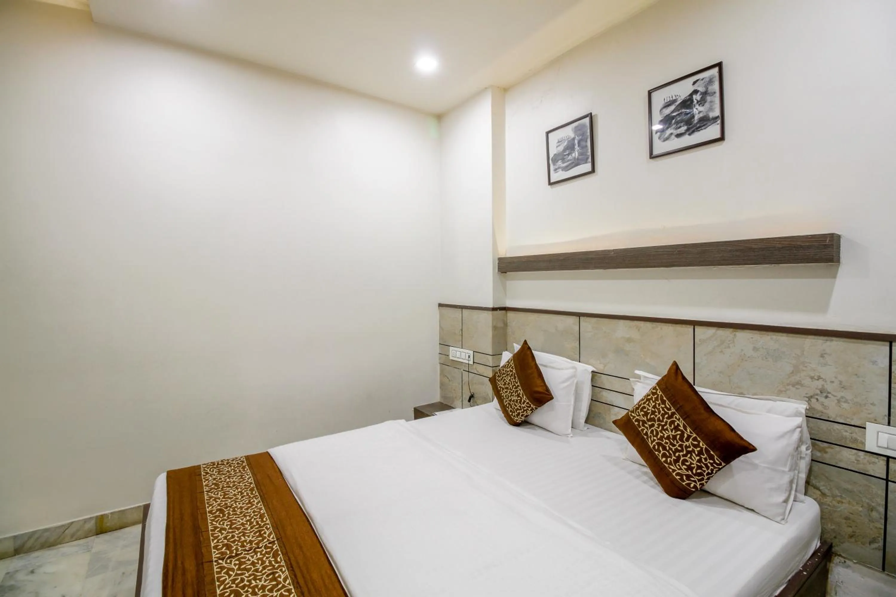 Bed in Hotel City Inn