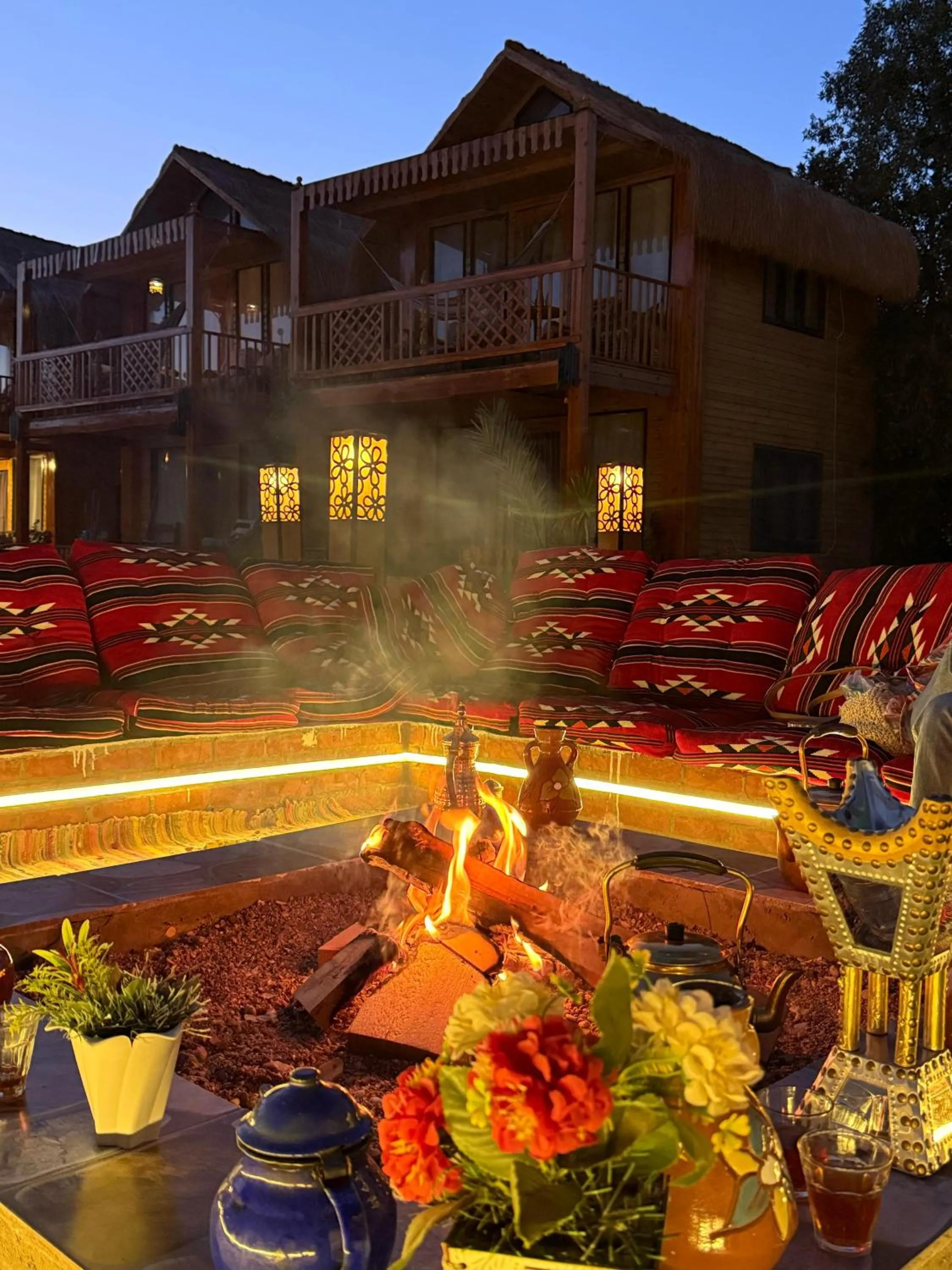 Green Beach Camp & Hotel