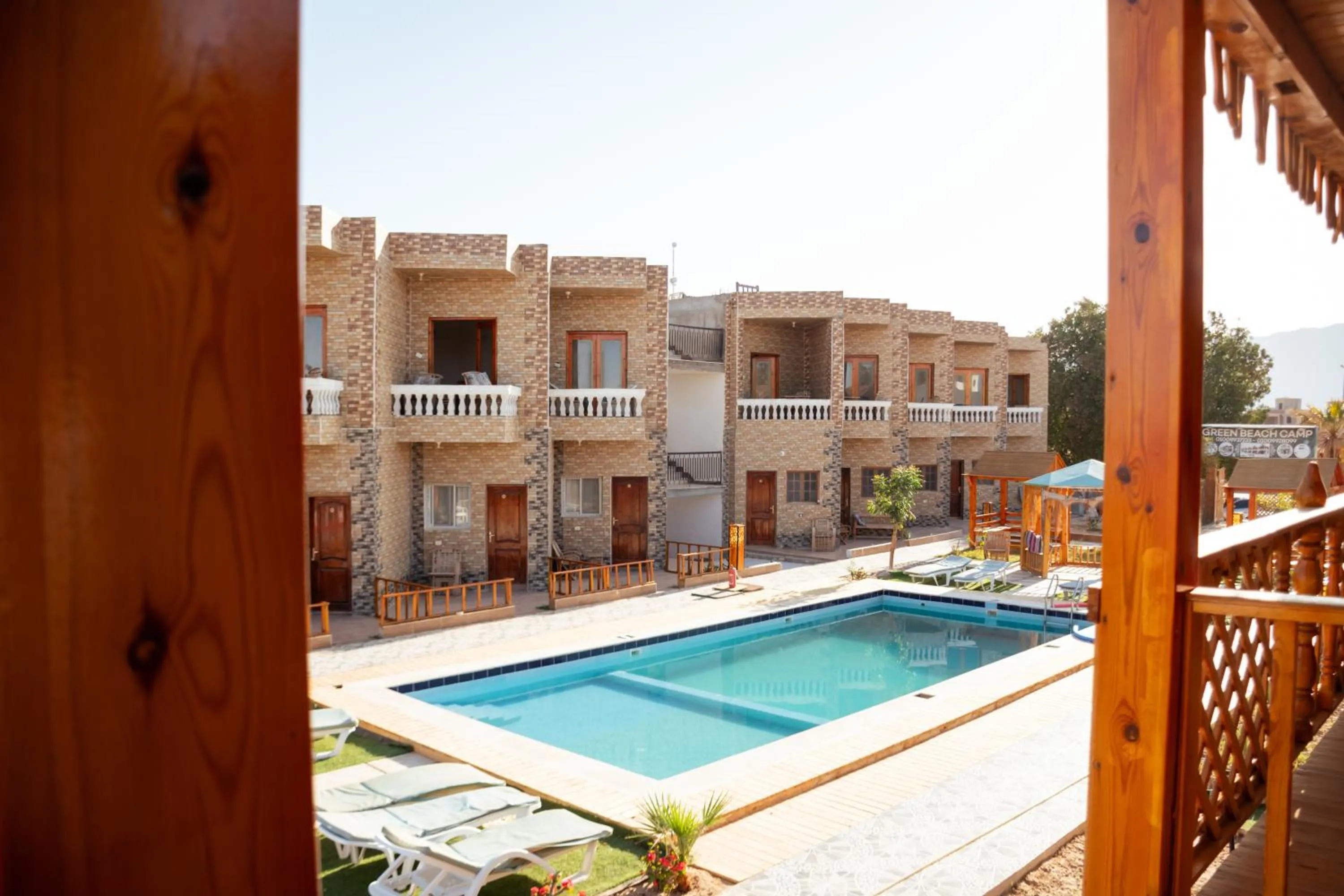 Green Beach Camp & Hotel