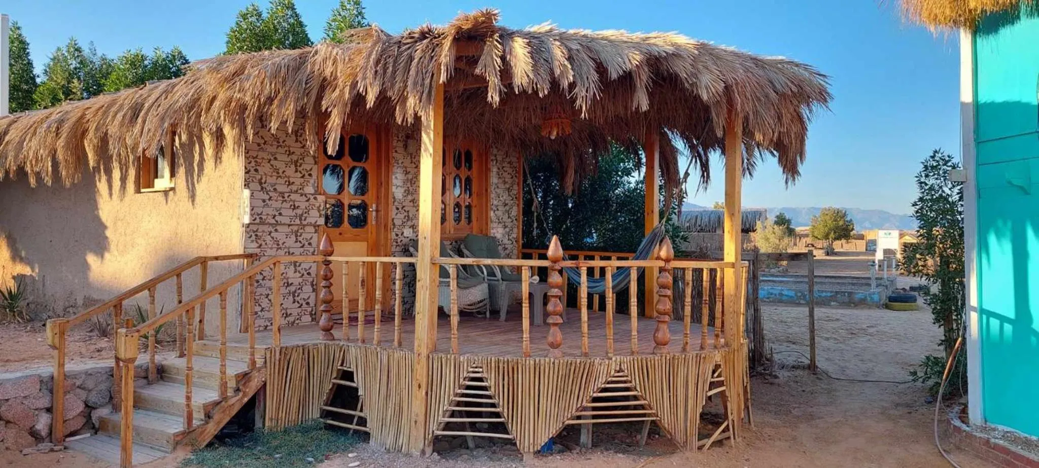 Green Beach Camp & Hotel