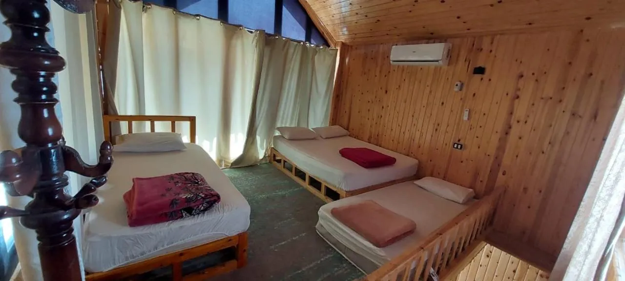 Bed in Green Beach Camp & Hotel