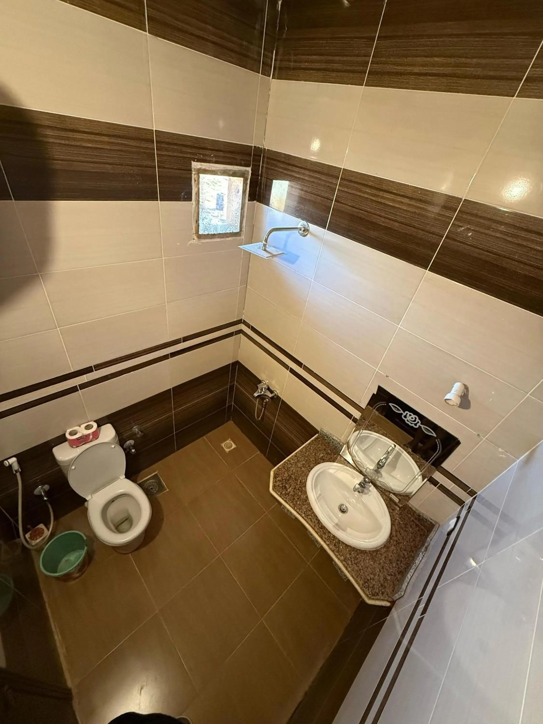 Green Beach Camp & Hotel