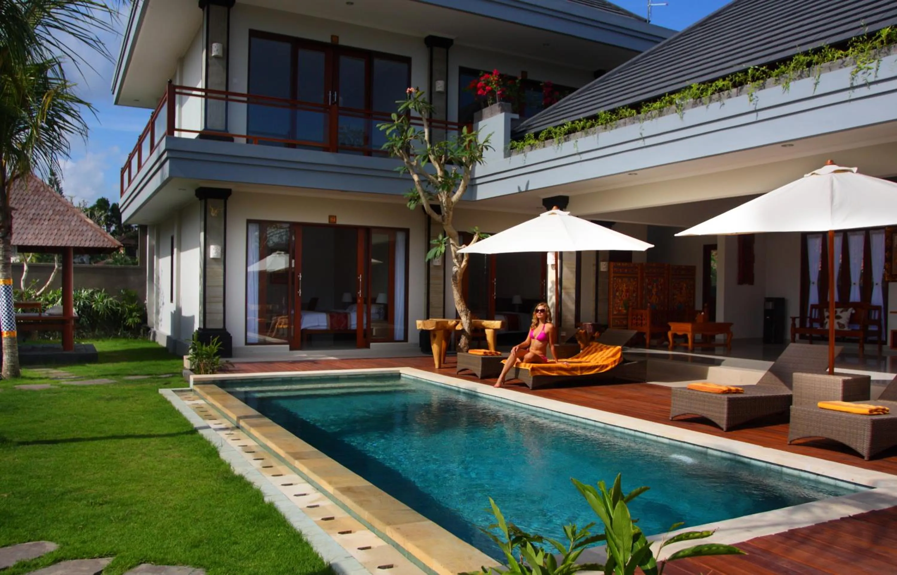 Facade/entrance in Lebak Bali Residence