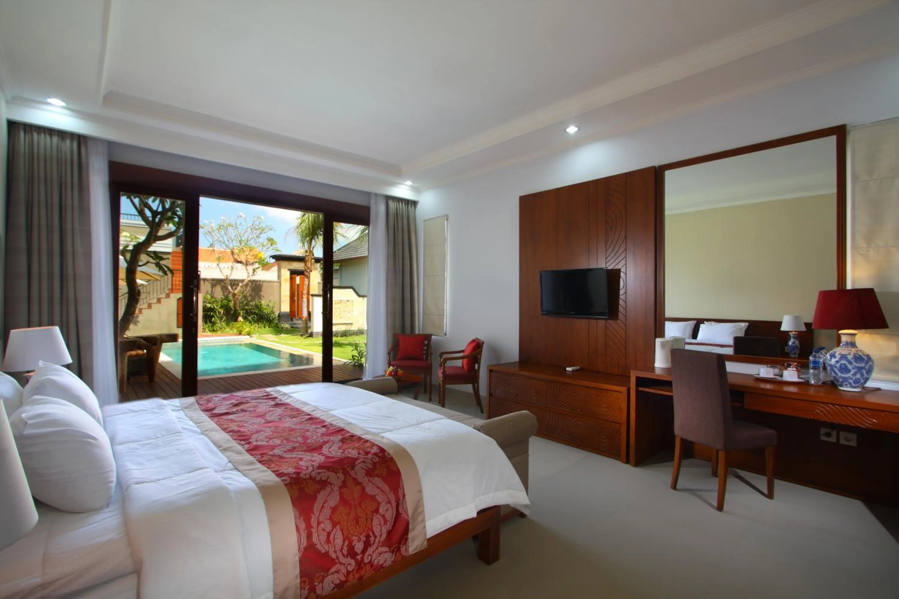Photo of the whole room, Bed in Lebak Bali Residence
