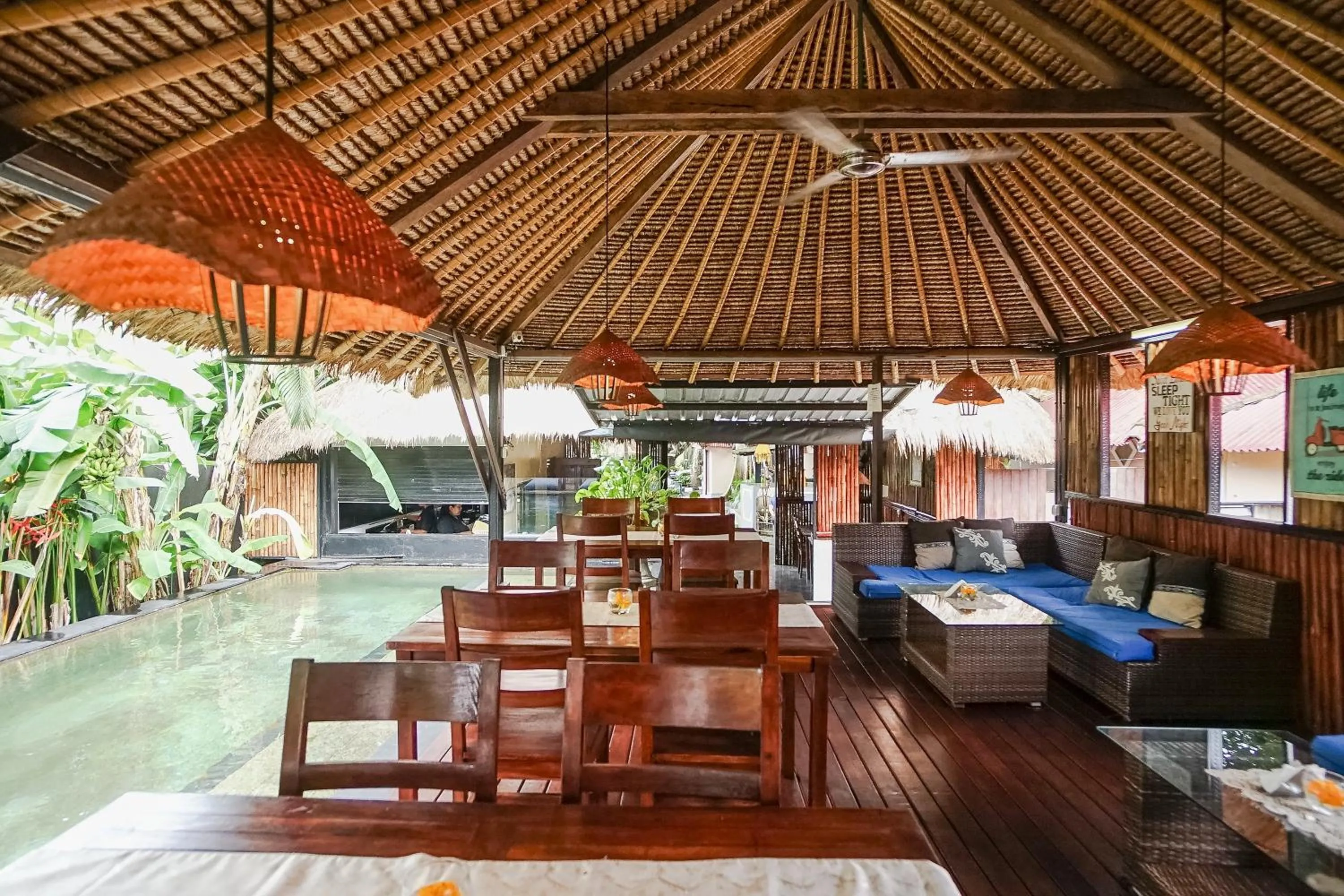 Restaurant/places to eat in Kampung 168