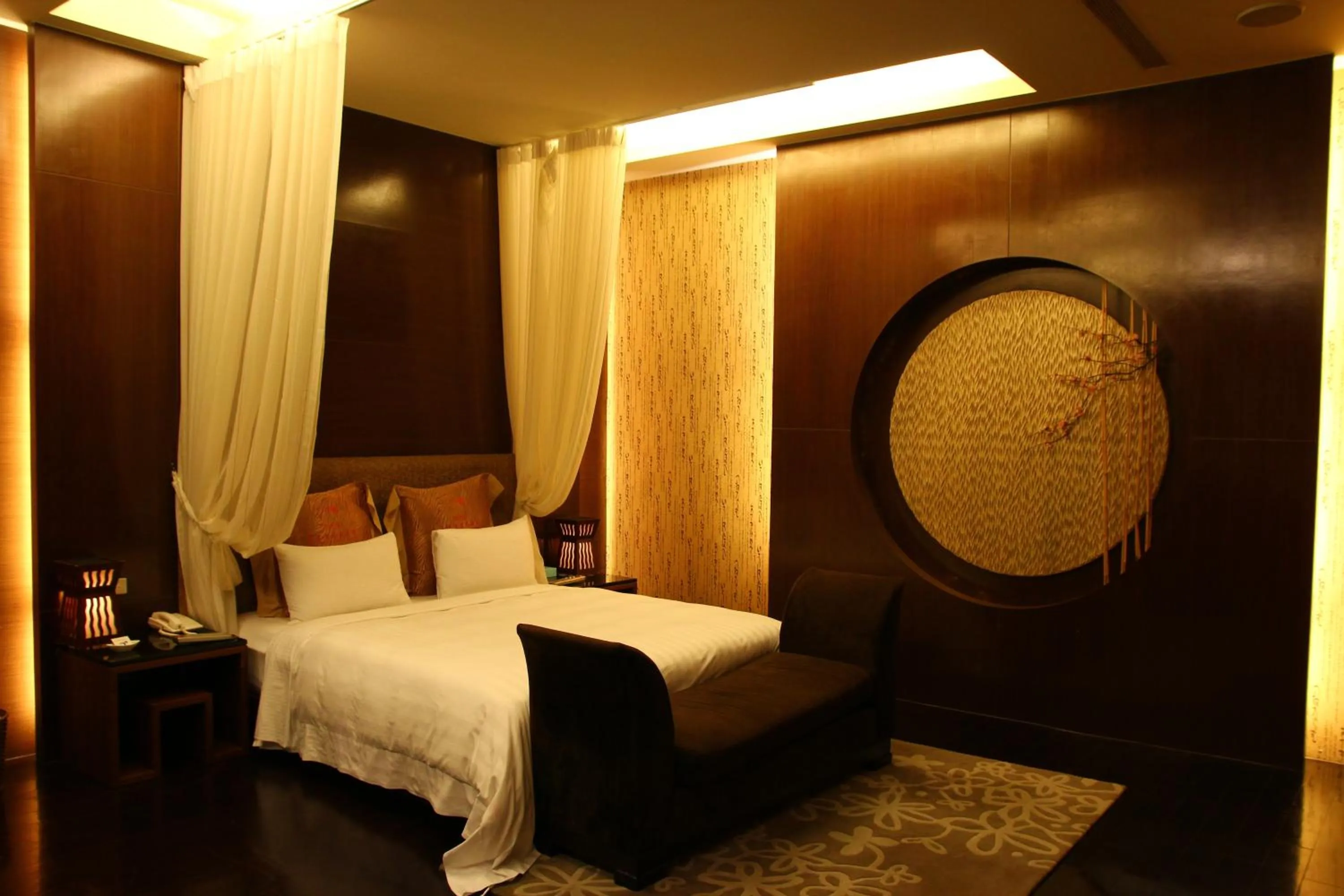 Bed in Madrid Classic Hotel