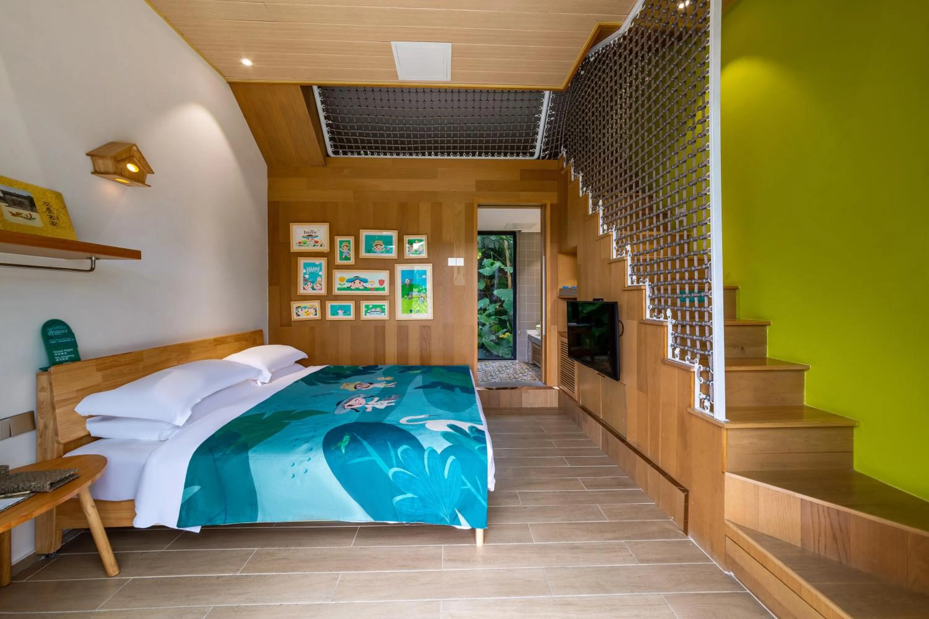 Bed in Little Hakka Hotel