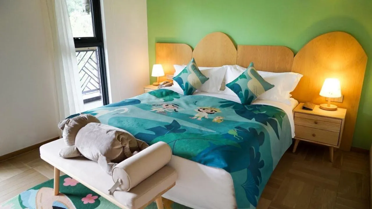 Bed in Little Hakka Hotel