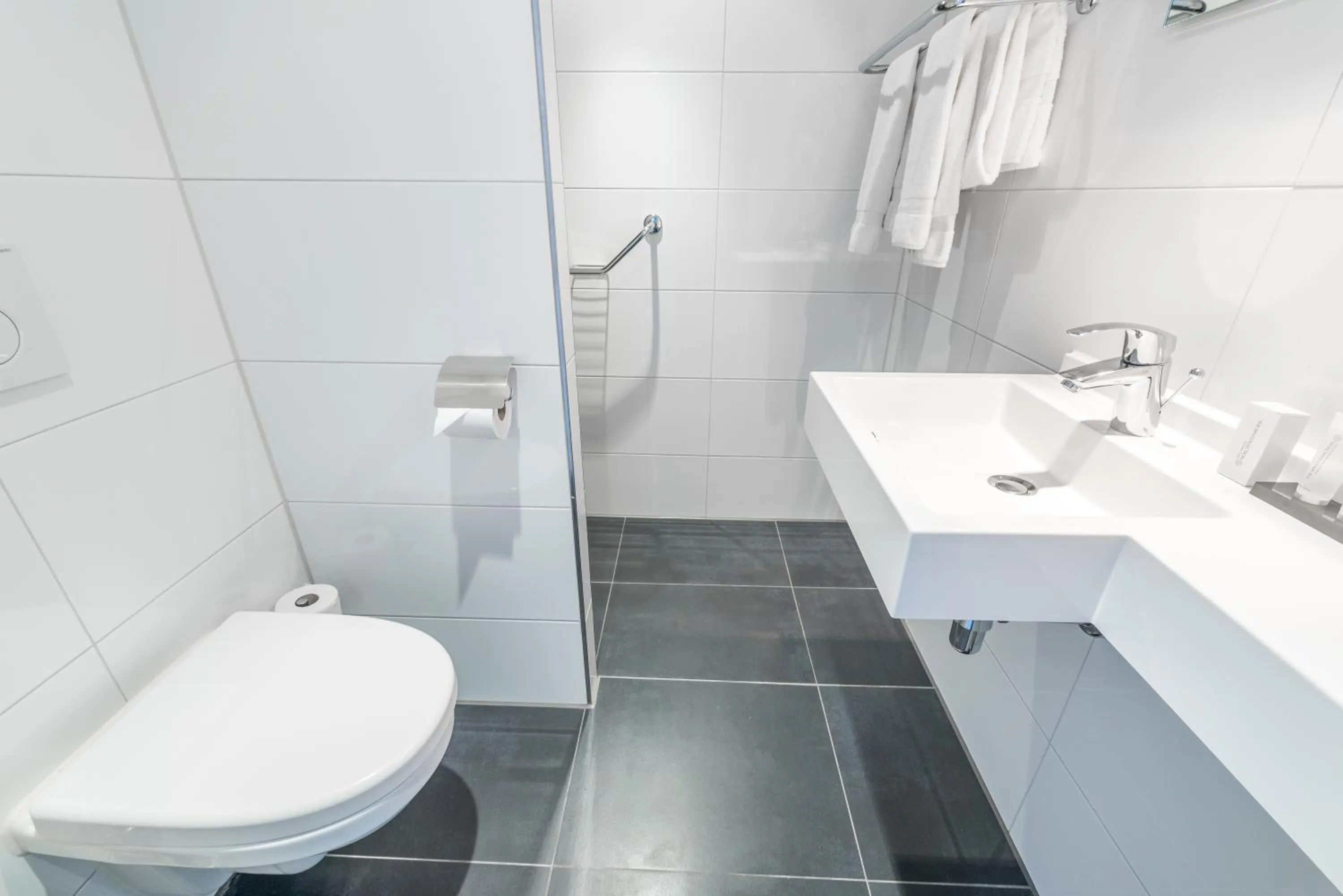 Shower in Van der Valk Texel - De Koog