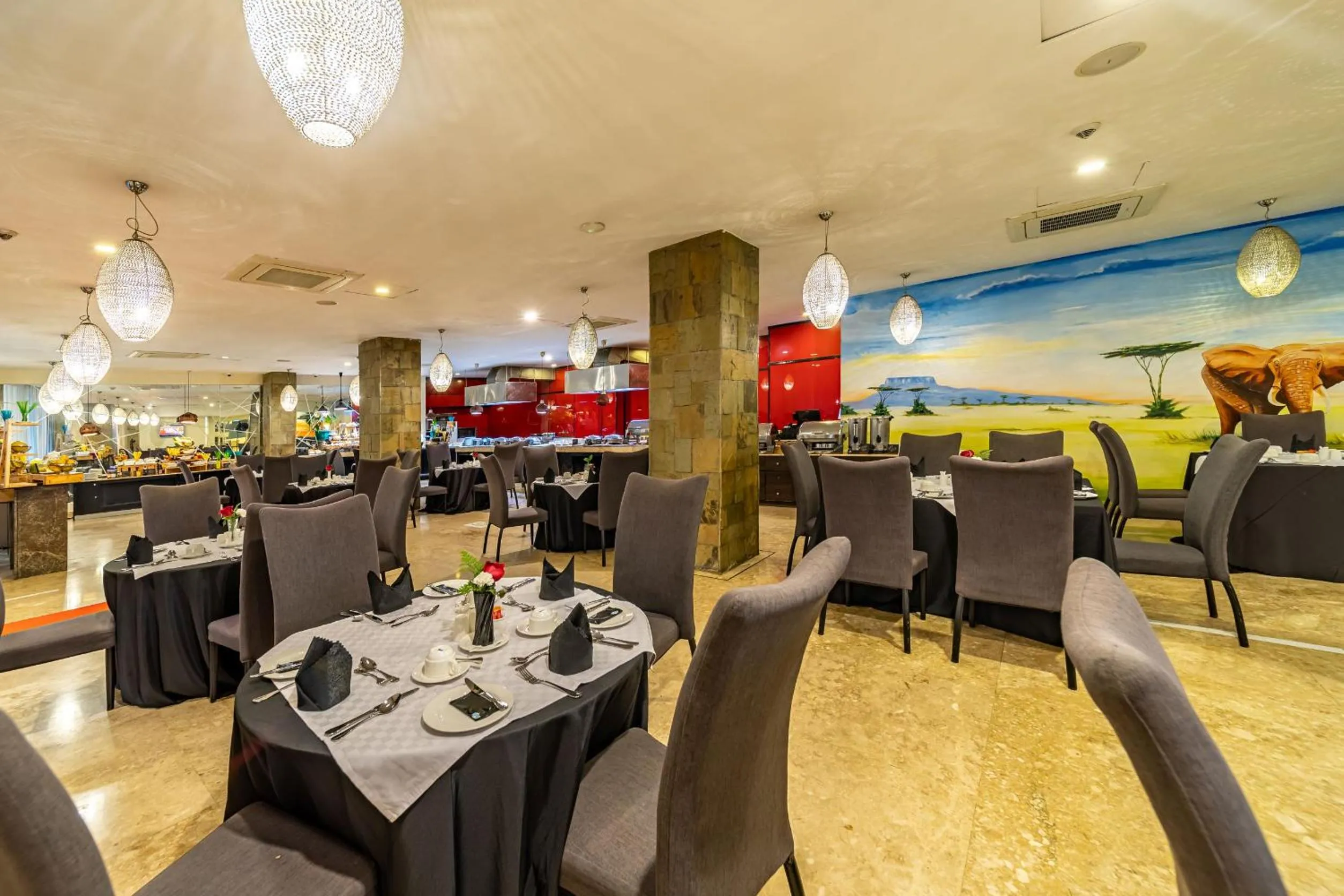Restaurant/places to eat in PrideInn Azure Hotel Nairobi Westlands