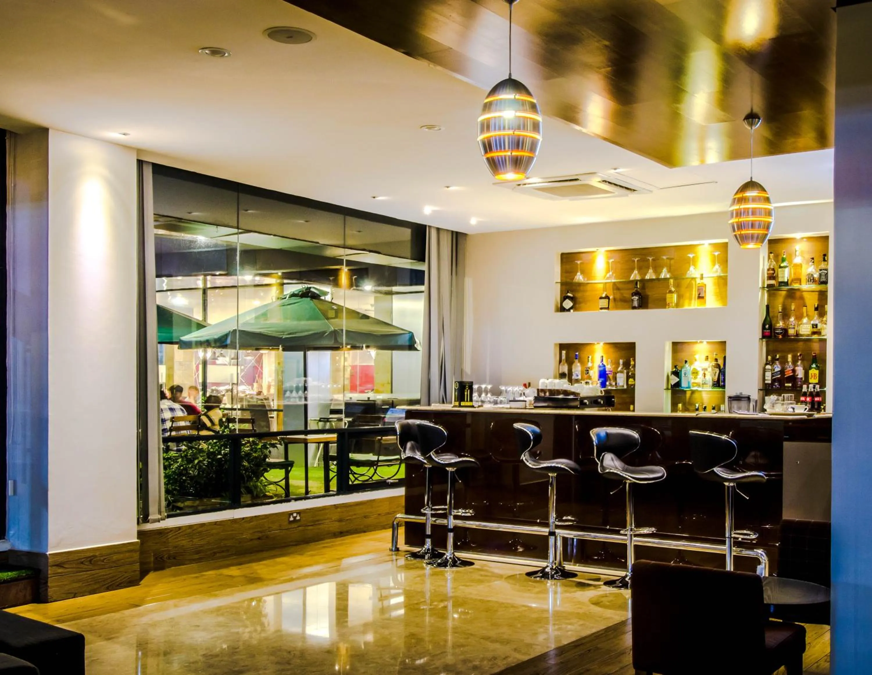 Restaurant/places to eat in PrideInn Azure Hotel Nairobi Westlands
