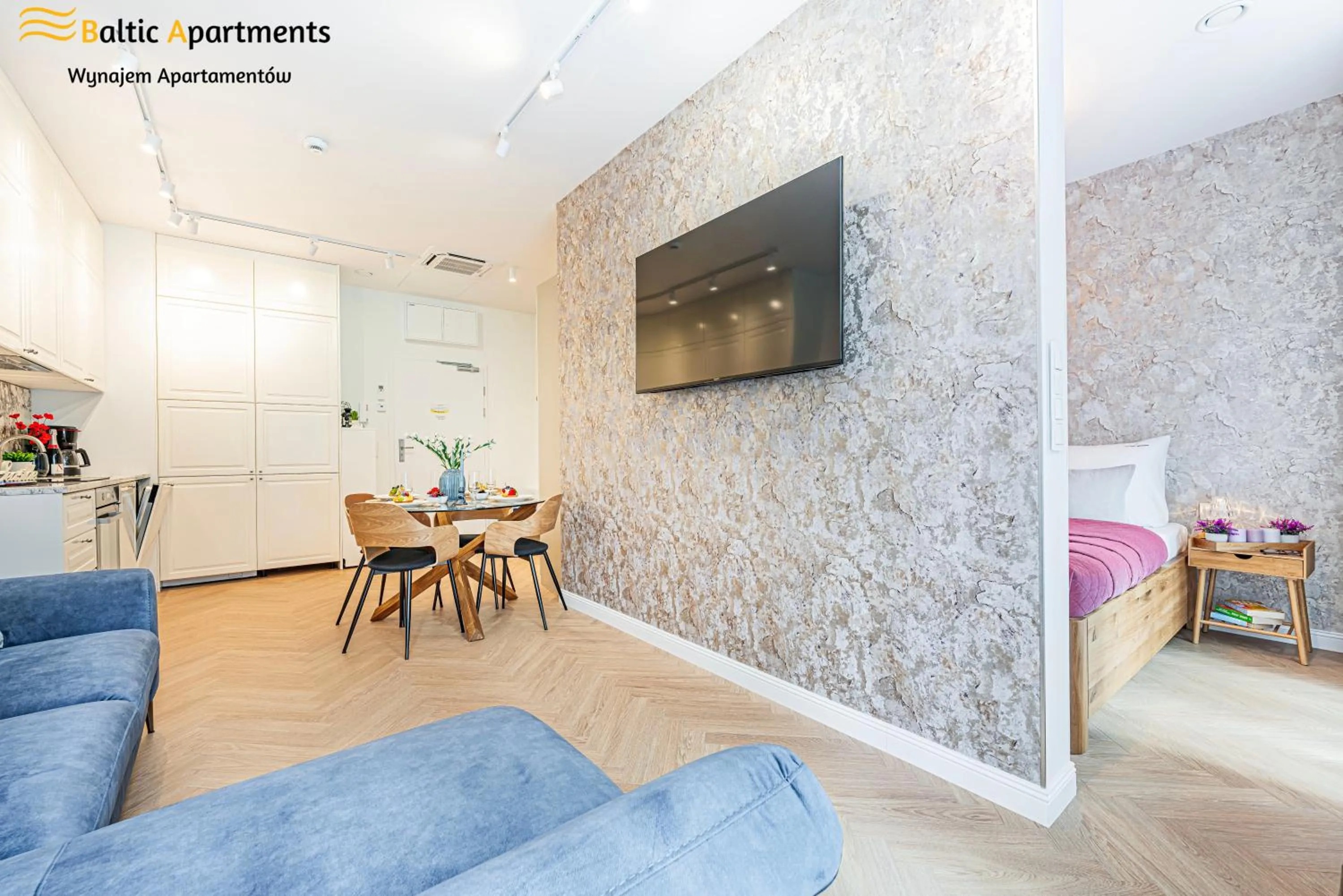 Communal lounge/ TV room in Seaside Garden Apartments & Wellness by Baltic Apartments