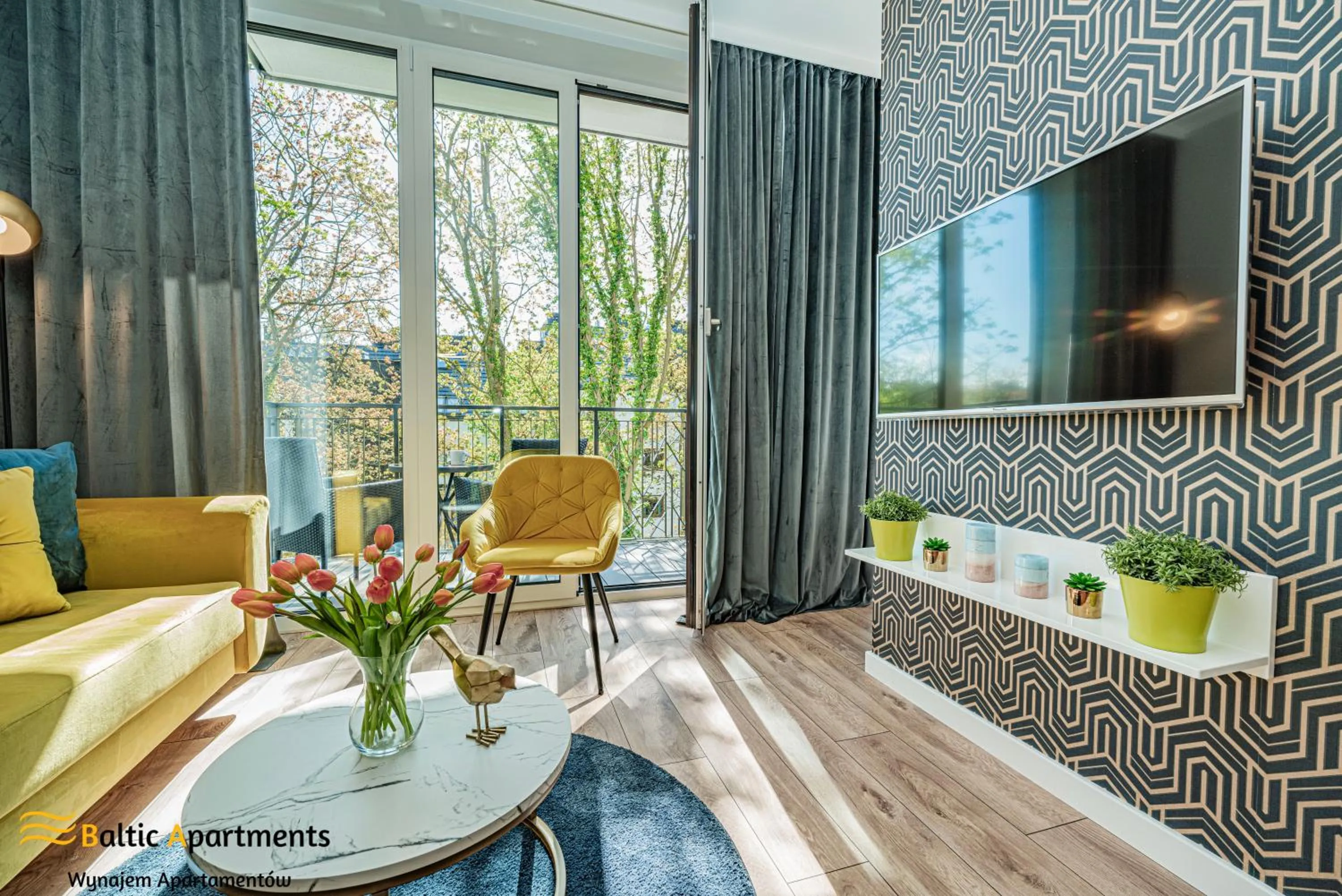 TV and multimedia in Seaside Garden Apartments & Wellness by Baltic Apartments