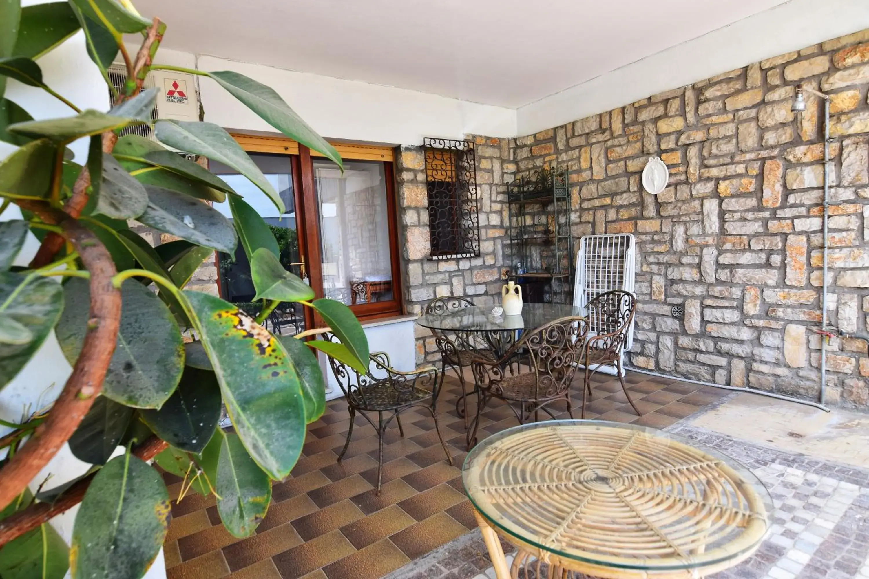 Un Ospite a Fontania Un Ospite a Fontania