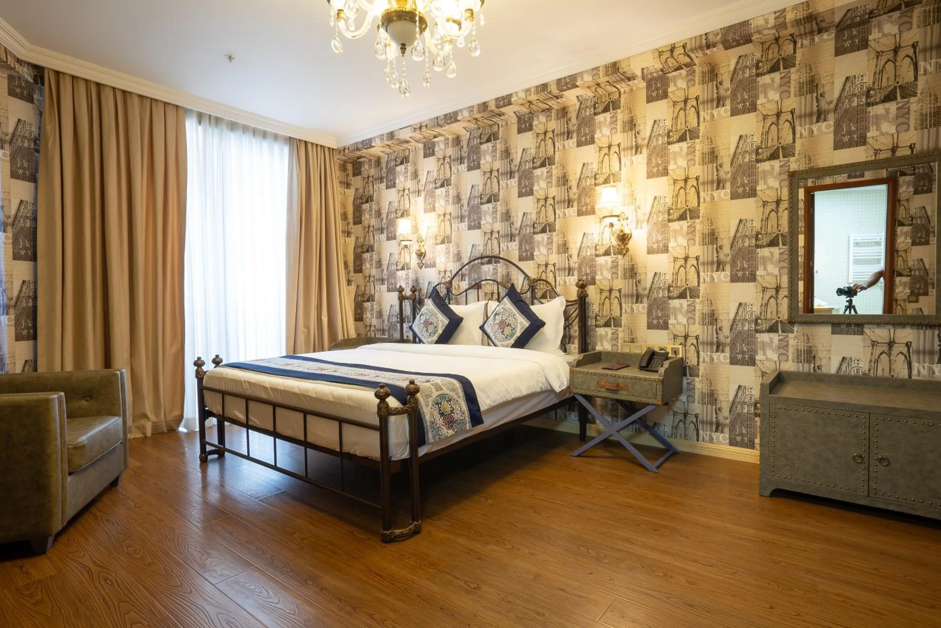 Photo of the whole room, Bed in Panorama Lisi Grand Hotel