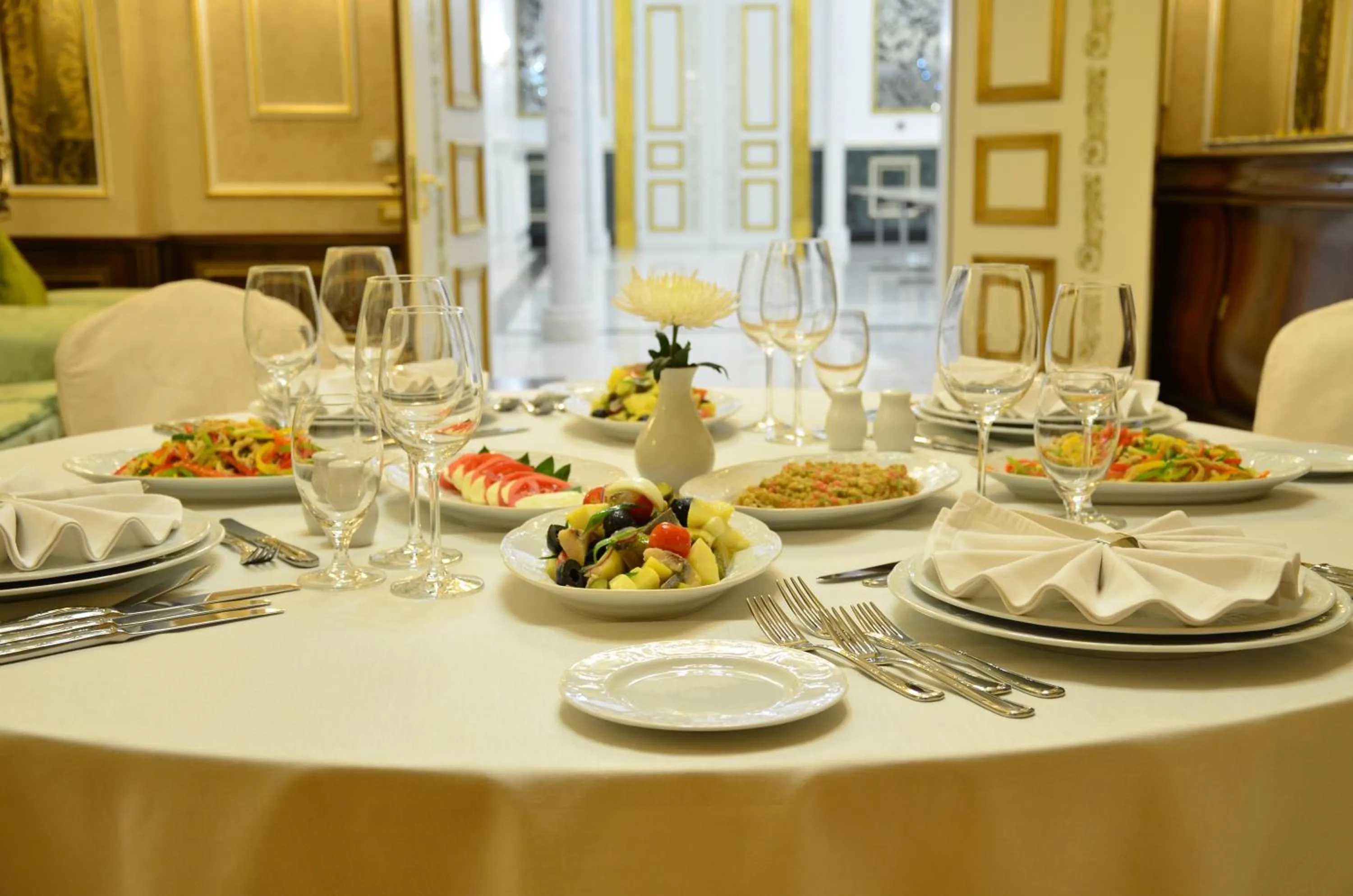 Banquet/Function facilities in Rixos Khadisha Shymkent