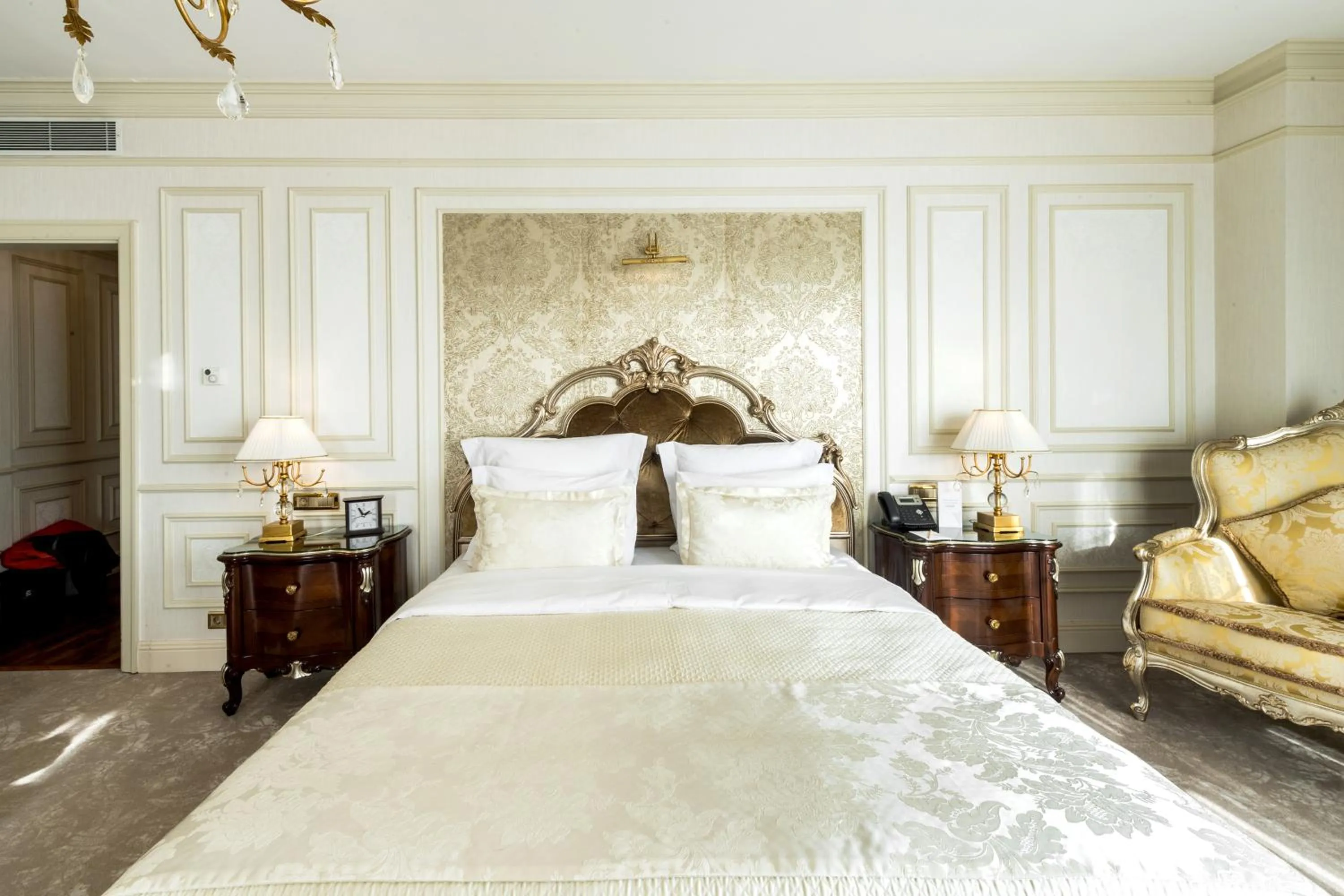 Bed in Rixos Khadisha Shymkent